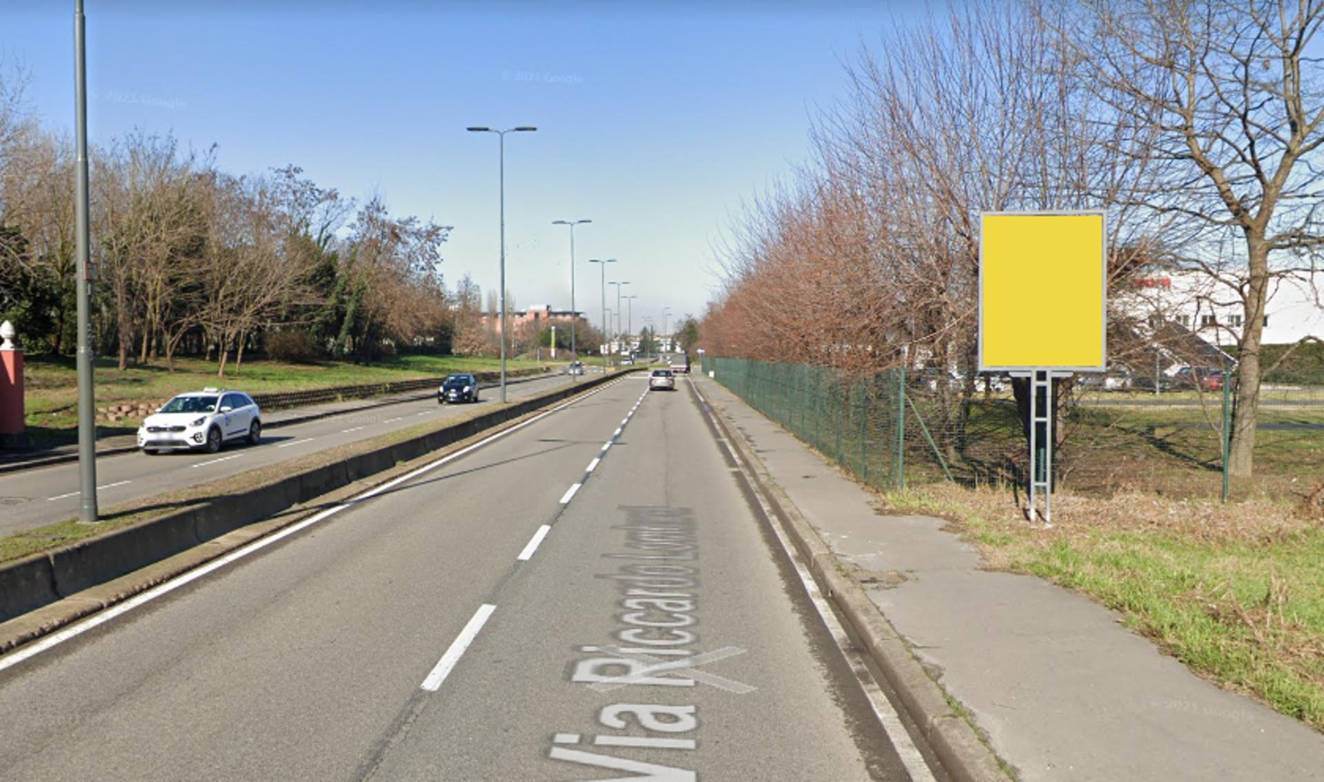 Impianto a VIA RICCARDO LOMBARDI 10 di fronte a hotel silver  Milano