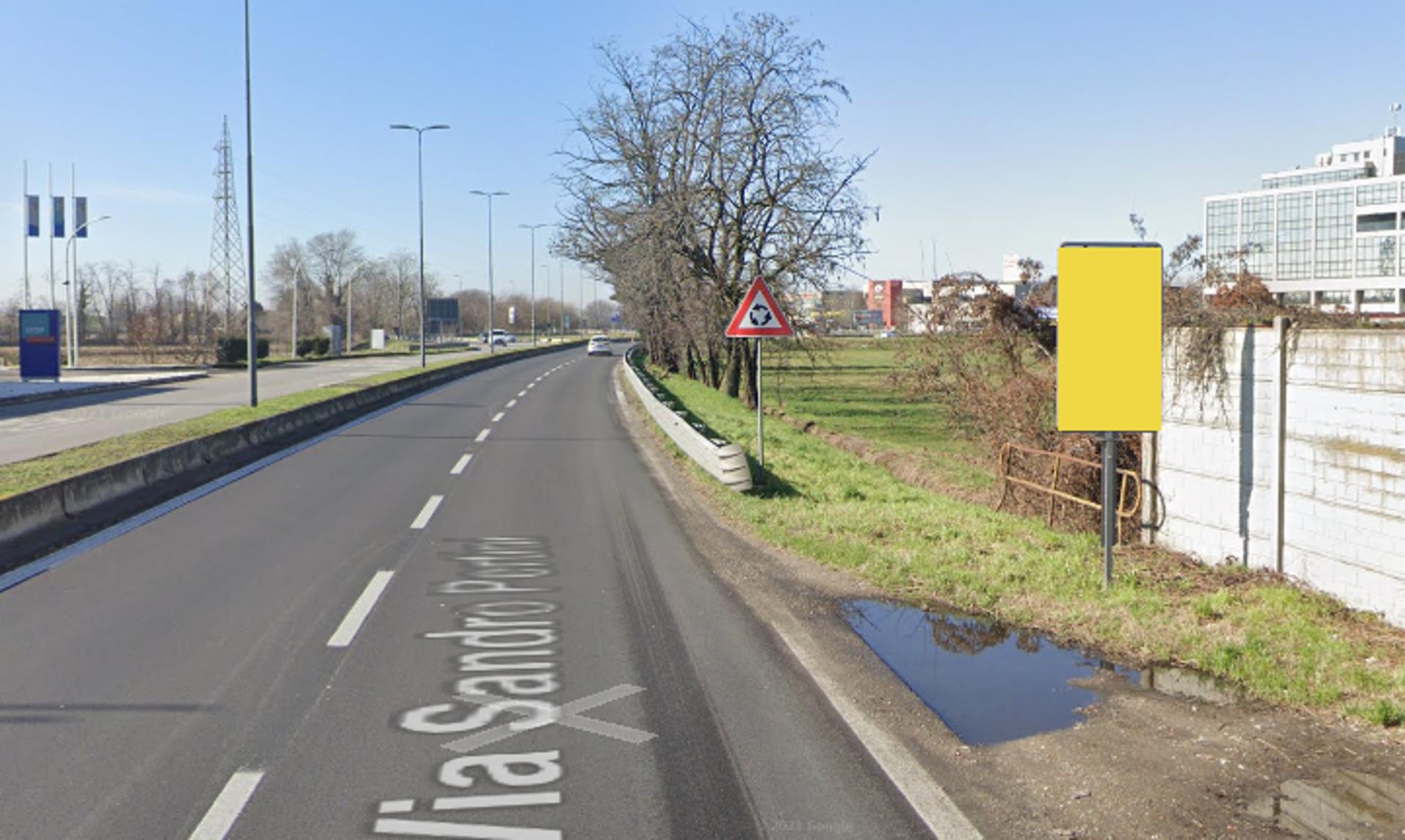Impianto CARTELLONISTICA a Milano, in zona Autogrill