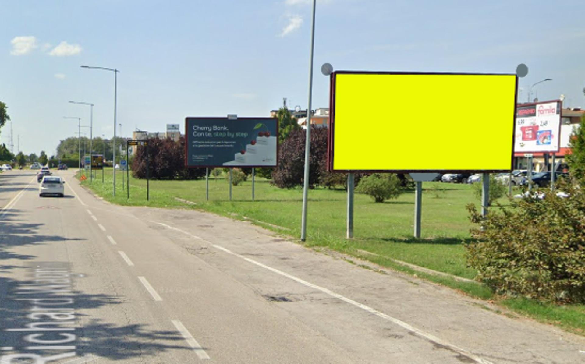 Impianto a VIA WAGNER  VIA WAGNER LATO DX DIR.FE IN ALLINEAMENTO PALO LUCE 74  Ferrara