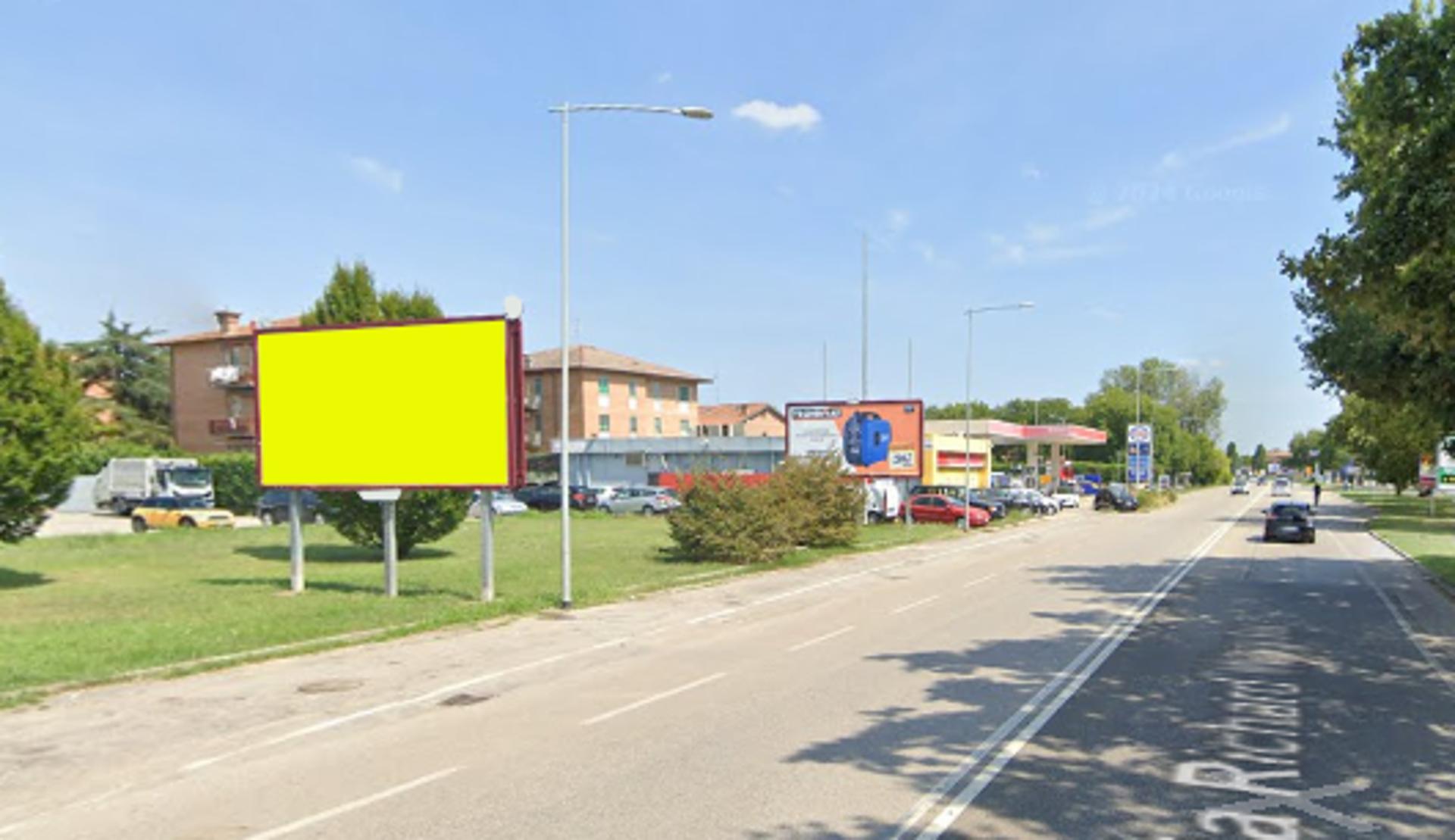 Impianto 6 X 3 a Ferrara, in zona Famila