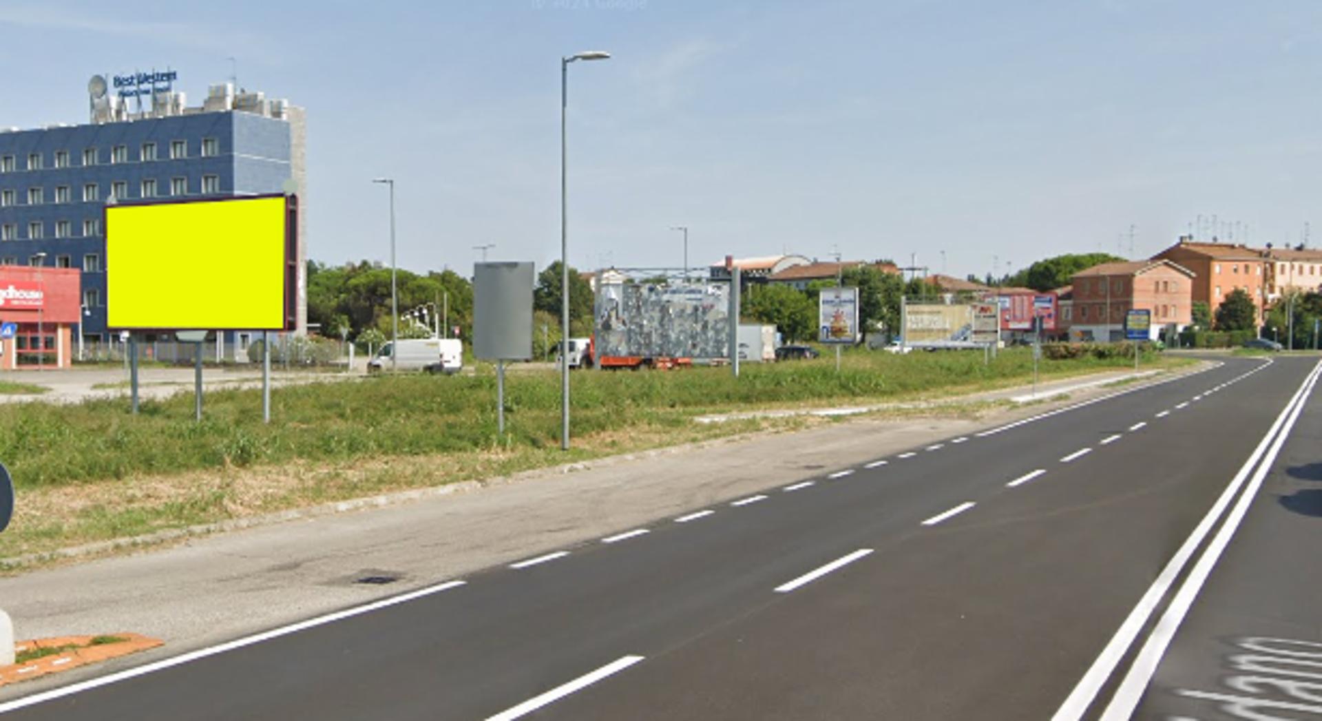 Impianto 6 X 3 a Ferrara, in zona Lidl