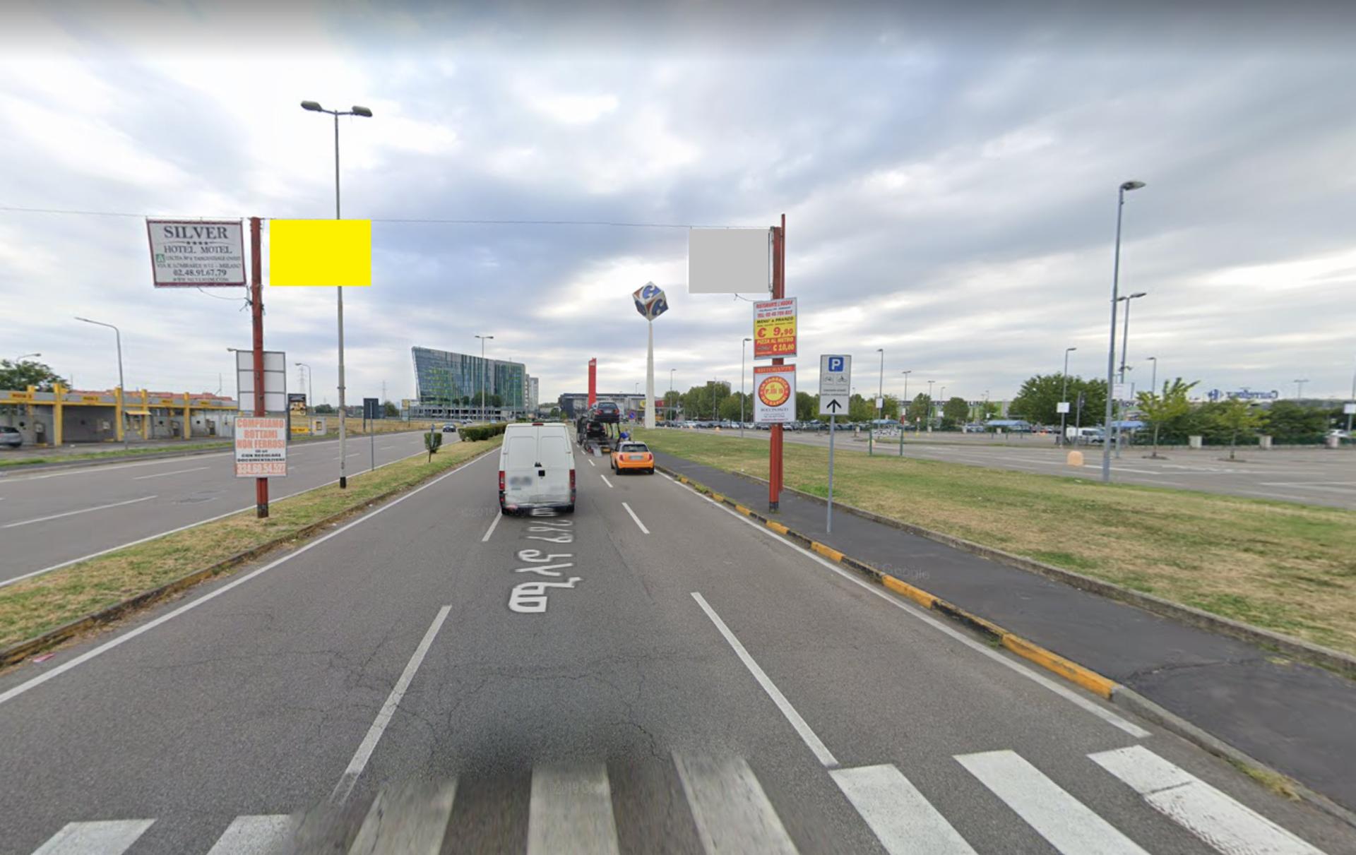 Impianto STRISCIONE a Assago, in zona KFC