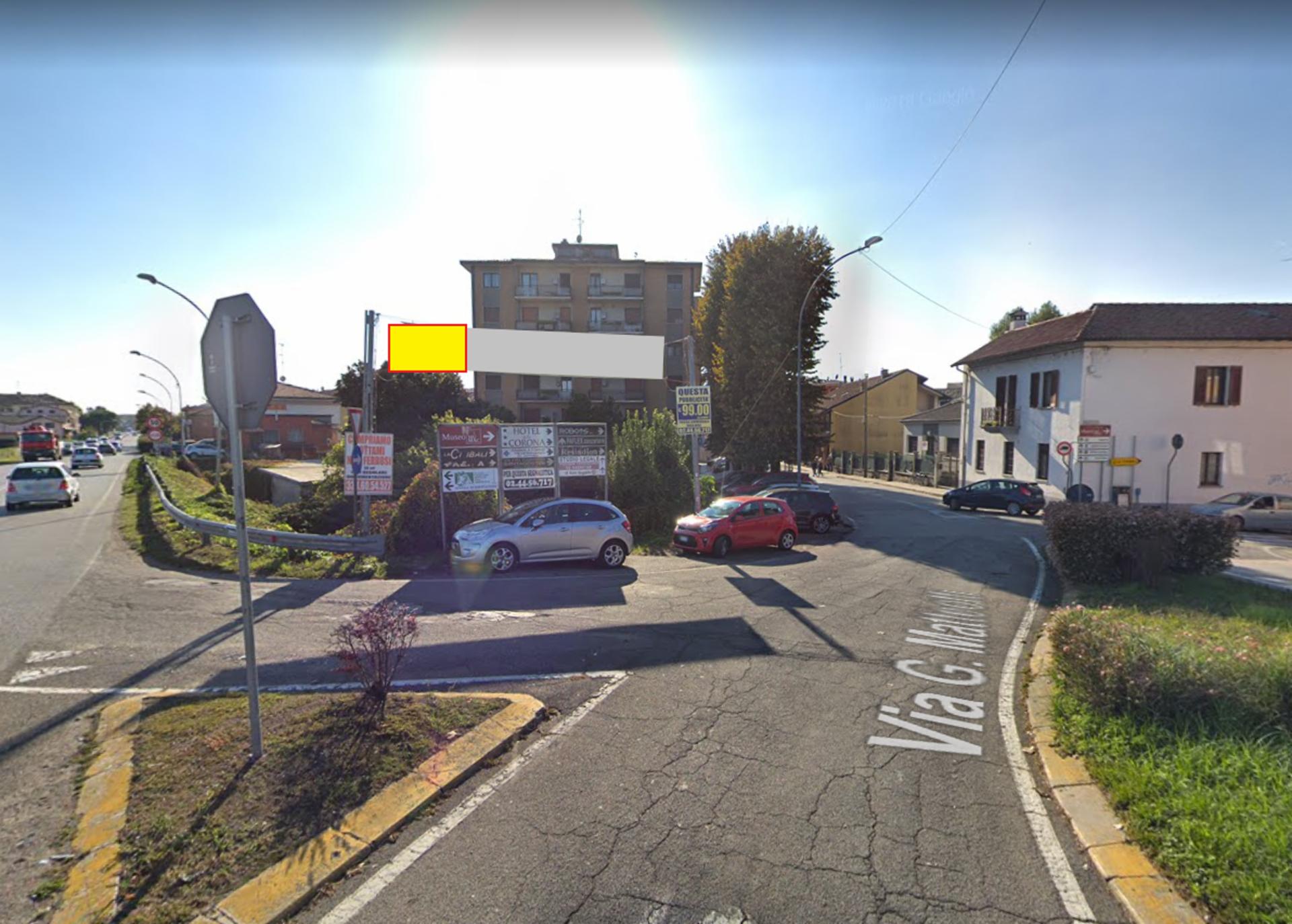 Impianto STRISCIONE a Binasco, in zona Papi kebap & pizza