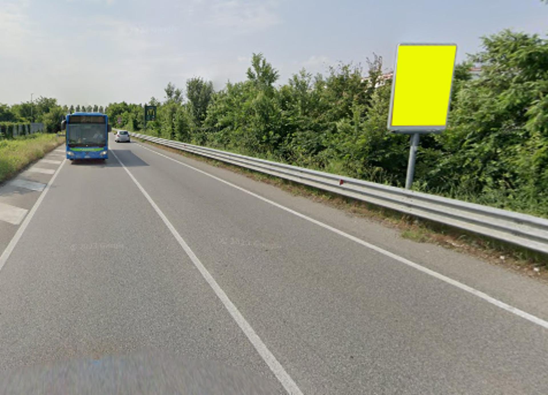Impianto CARTELLONISTICA a Cernusco sul Naviglio, in zona Roadhouse Pioltello