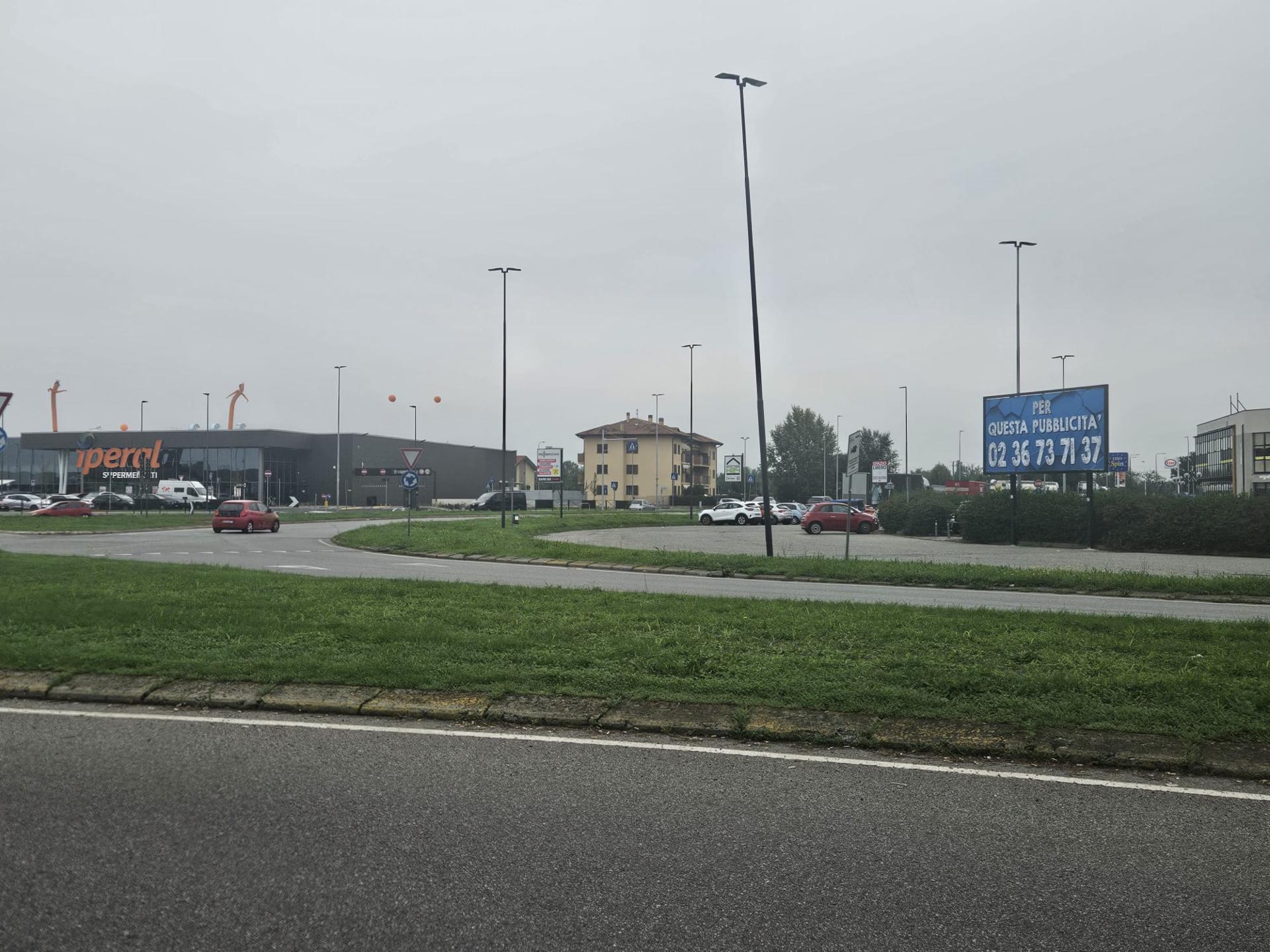 Impianto a Piazza Gobetti 30 mt da S.p. 104 - Via Milano  Cassano d'Adda