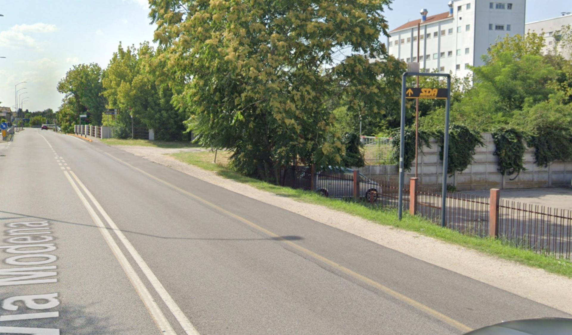 Impianto a UB 40 VIA MODENA A 25 MT.PRIMA V.GULINELLI  Ferrara