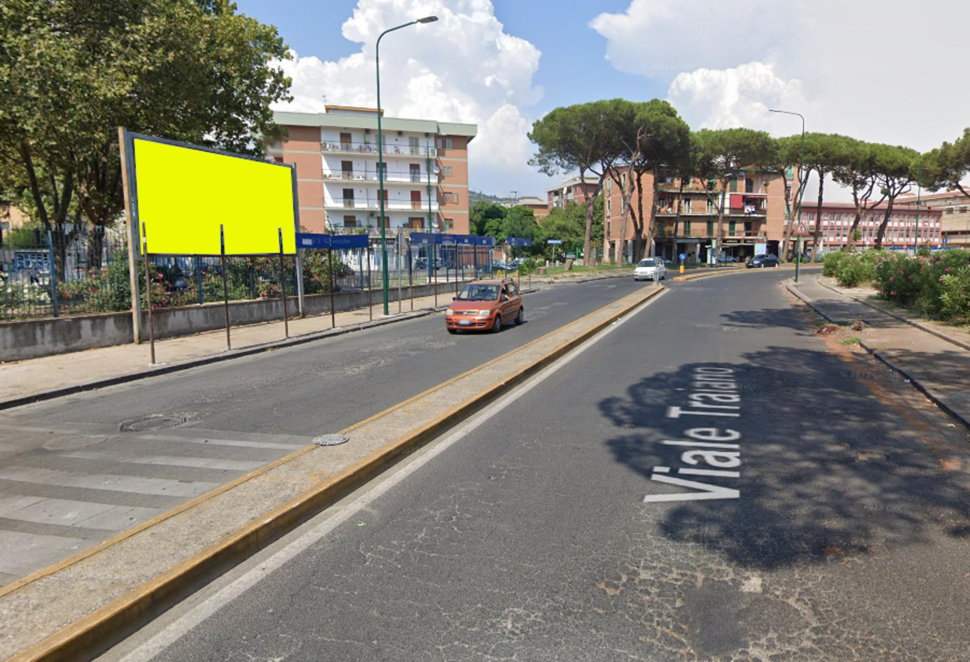 Impianto 6 X 3 a Napoli, in zona Sole 365