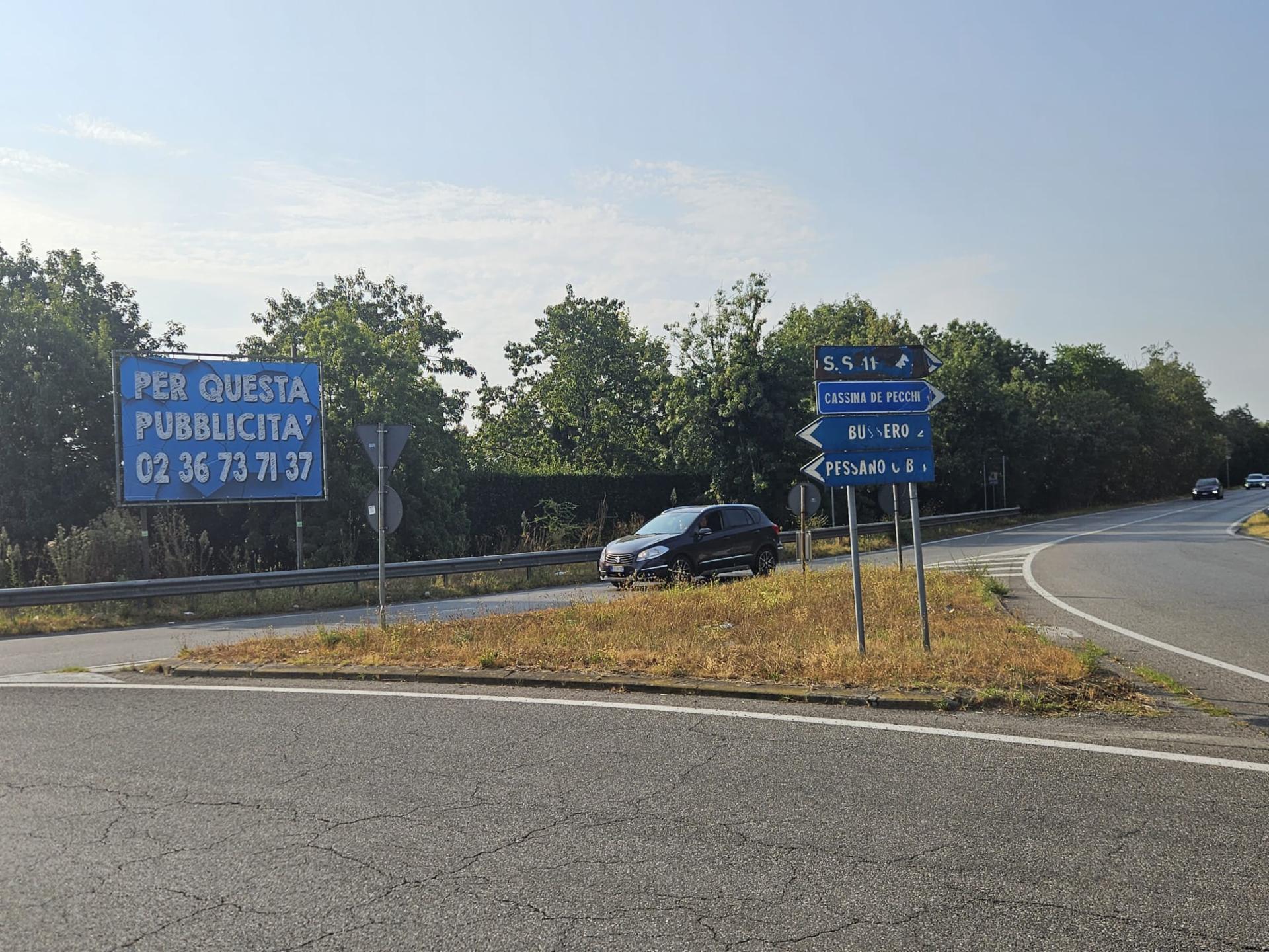 Impianto POSTER a Cernusco sul Naviglio, in zona Bar Giraffa - Mensa