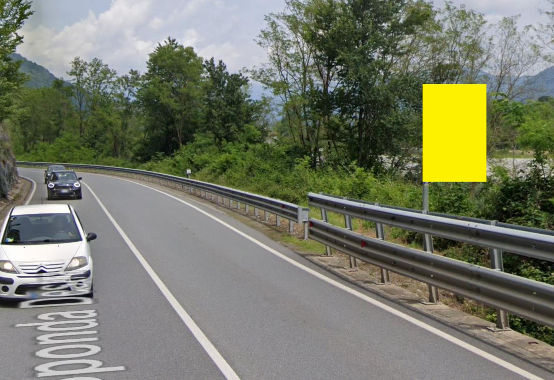 Impianto CARTELLONISTICA a Borgosesia, in zona Bata
