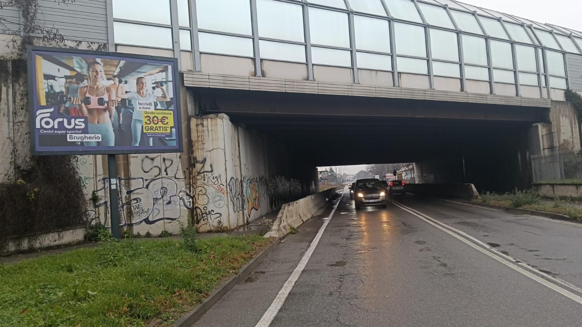 Impianto poster a Brugherio