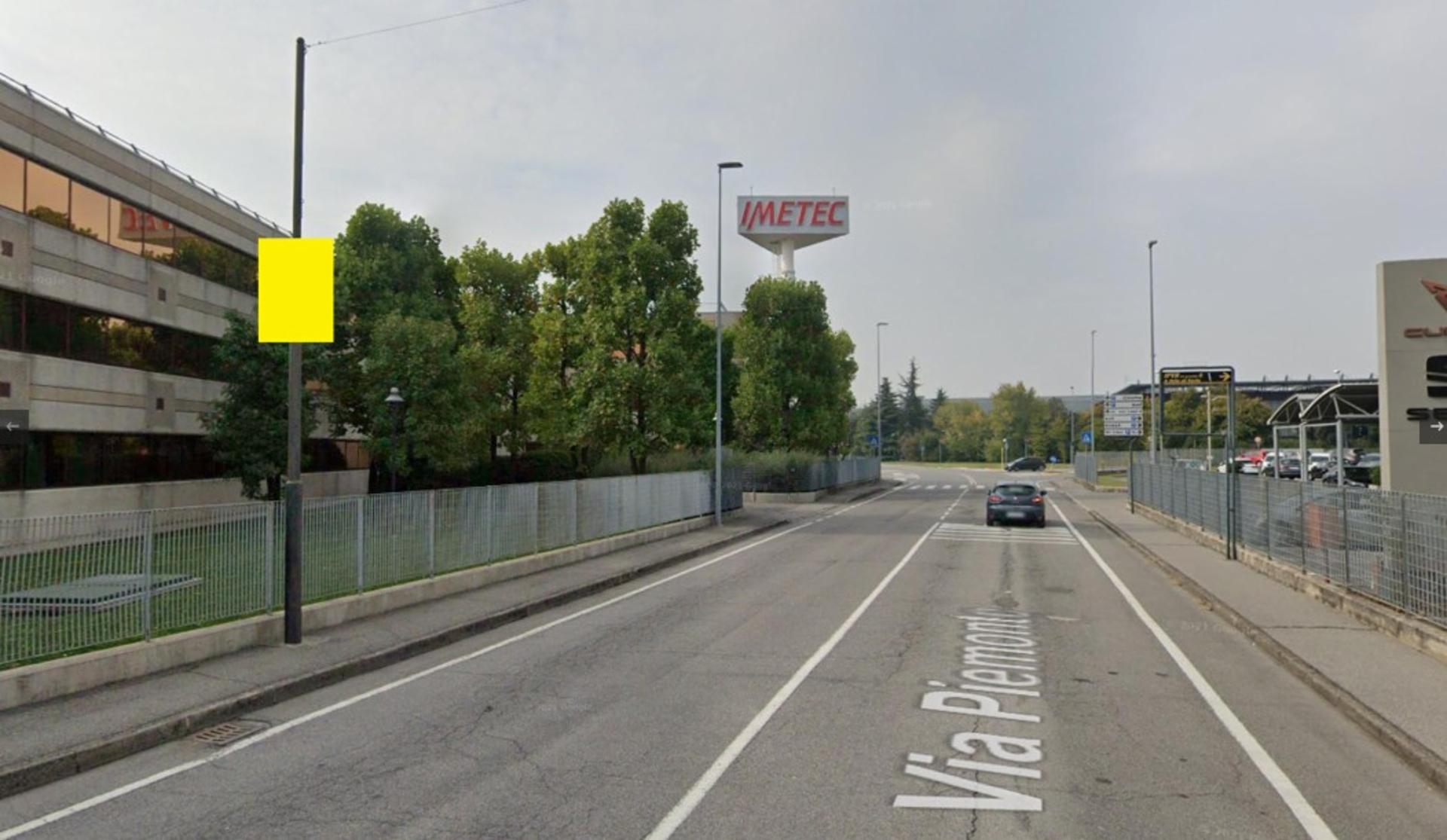 Impianto TARGA PALO a Azzano San Paolo, in zona Oriocenter
