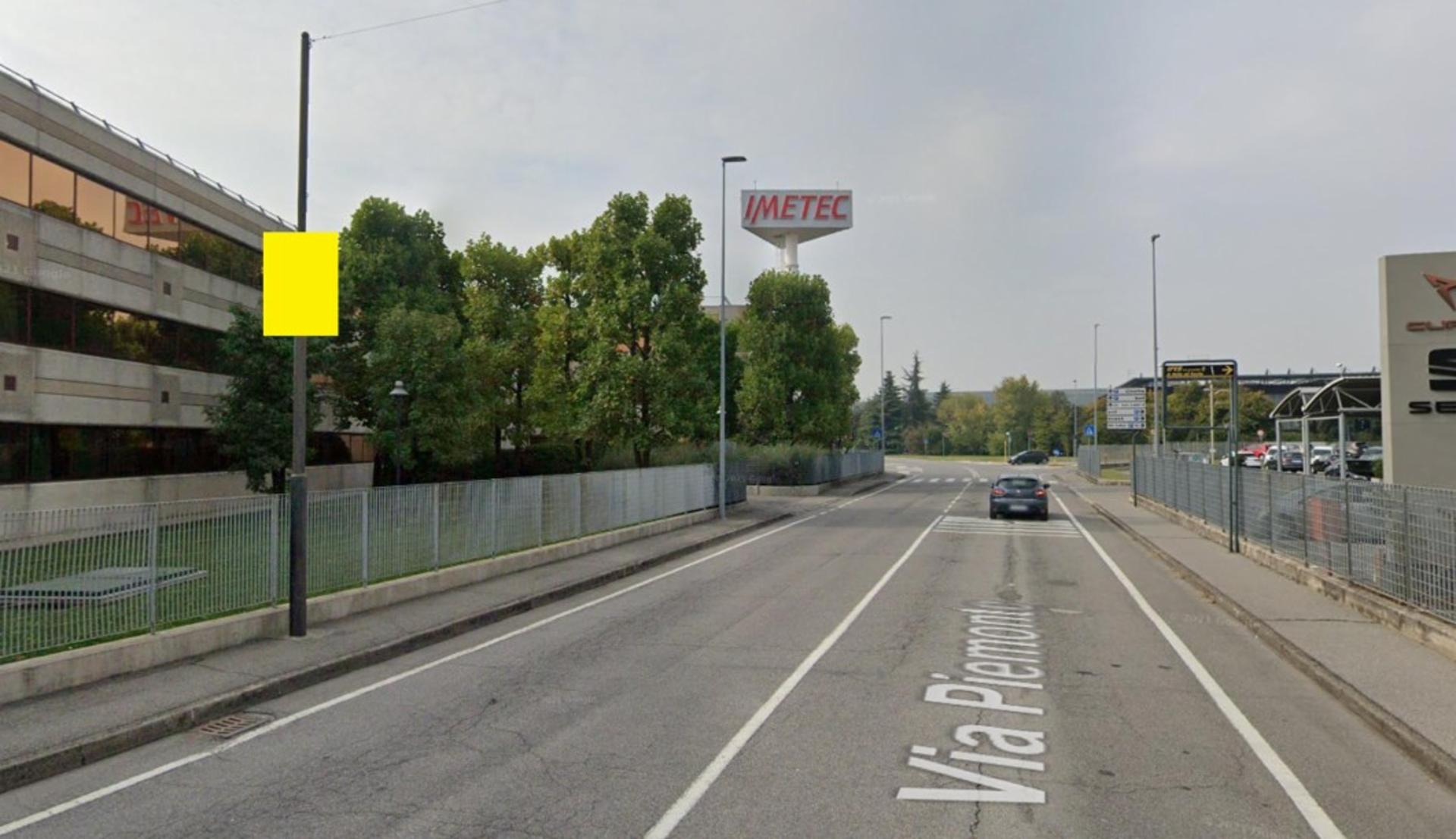Impianto TARGA PALO a Azzano San Paolo, in zona Oriocenter