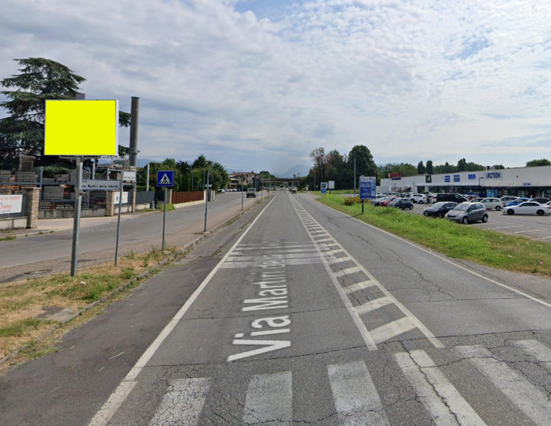 Impianto CARTELLONISTICA a Roncadelle, in zona Burger King