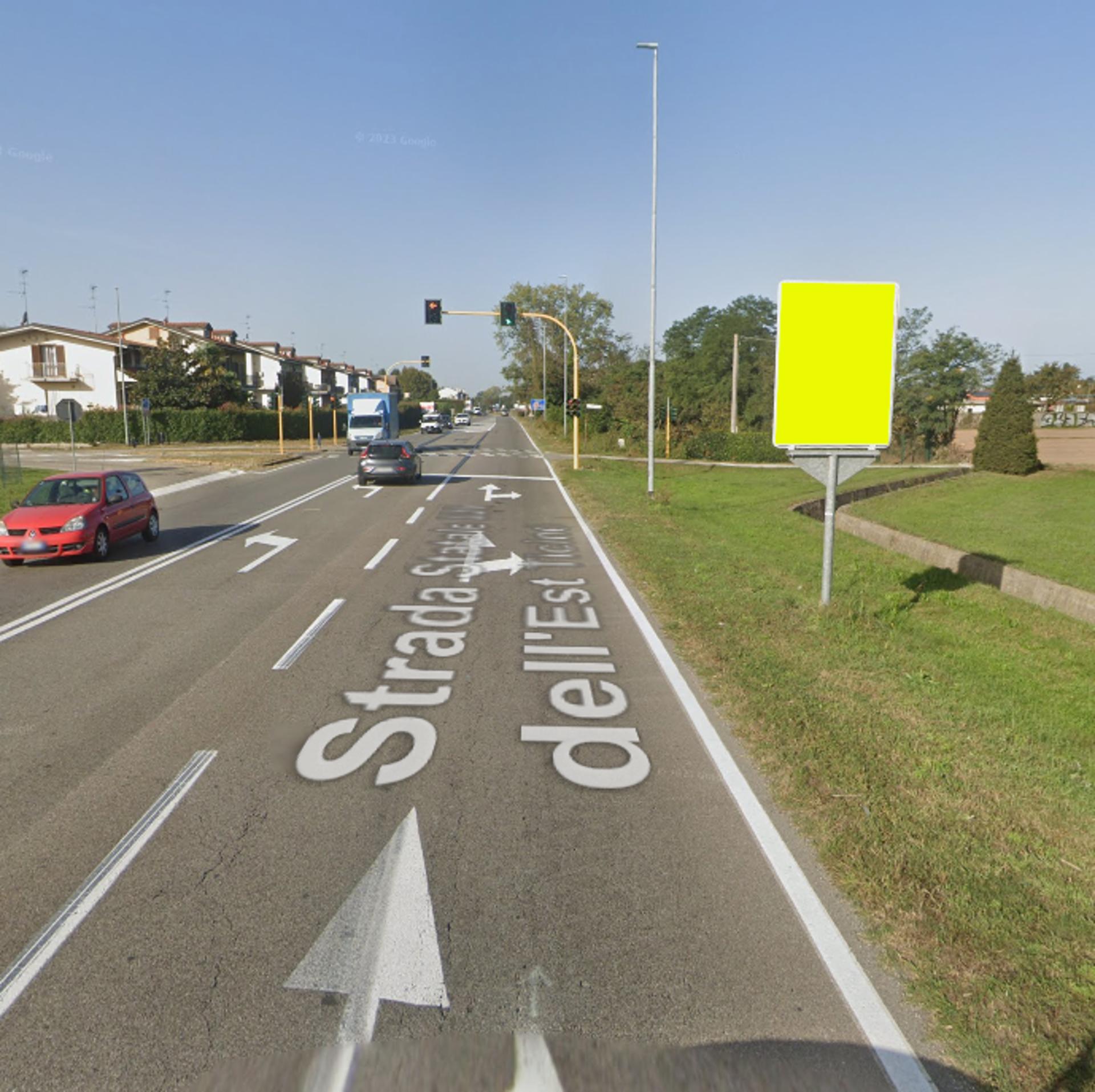 Impianto CARTELLONISTICA a Abbiategrasso, in zona Gelatiamo