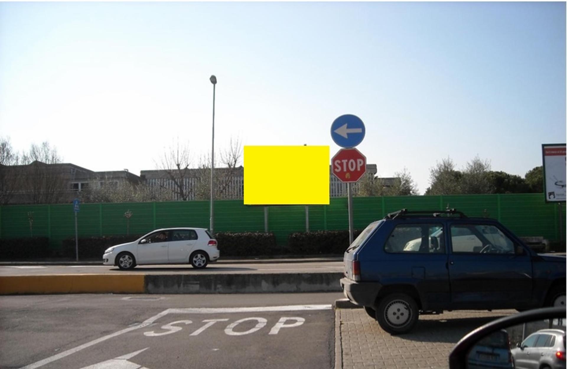 Impianto POSTER a Lastra a Signa, in zona Officina del Gusto