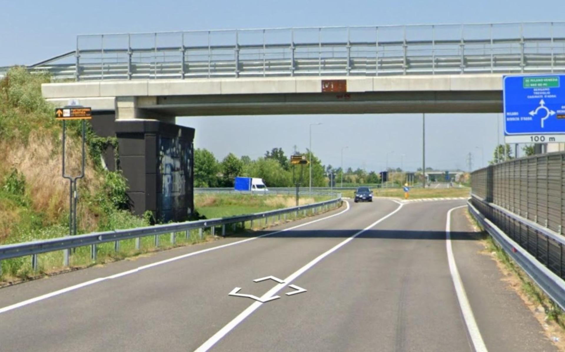 Impianto a S.P.  472 VAR Km. 3+490/dx  Arzago d'Adda