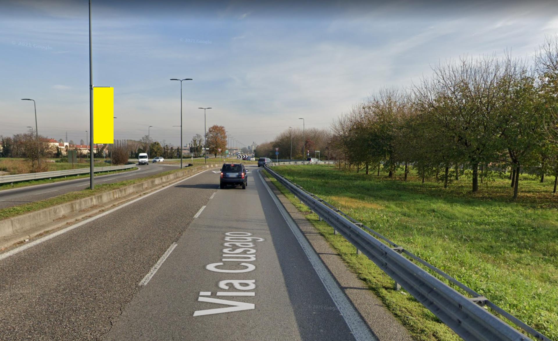 Impianto VERTICAL BANNER a Milano, in zona Panta Rei