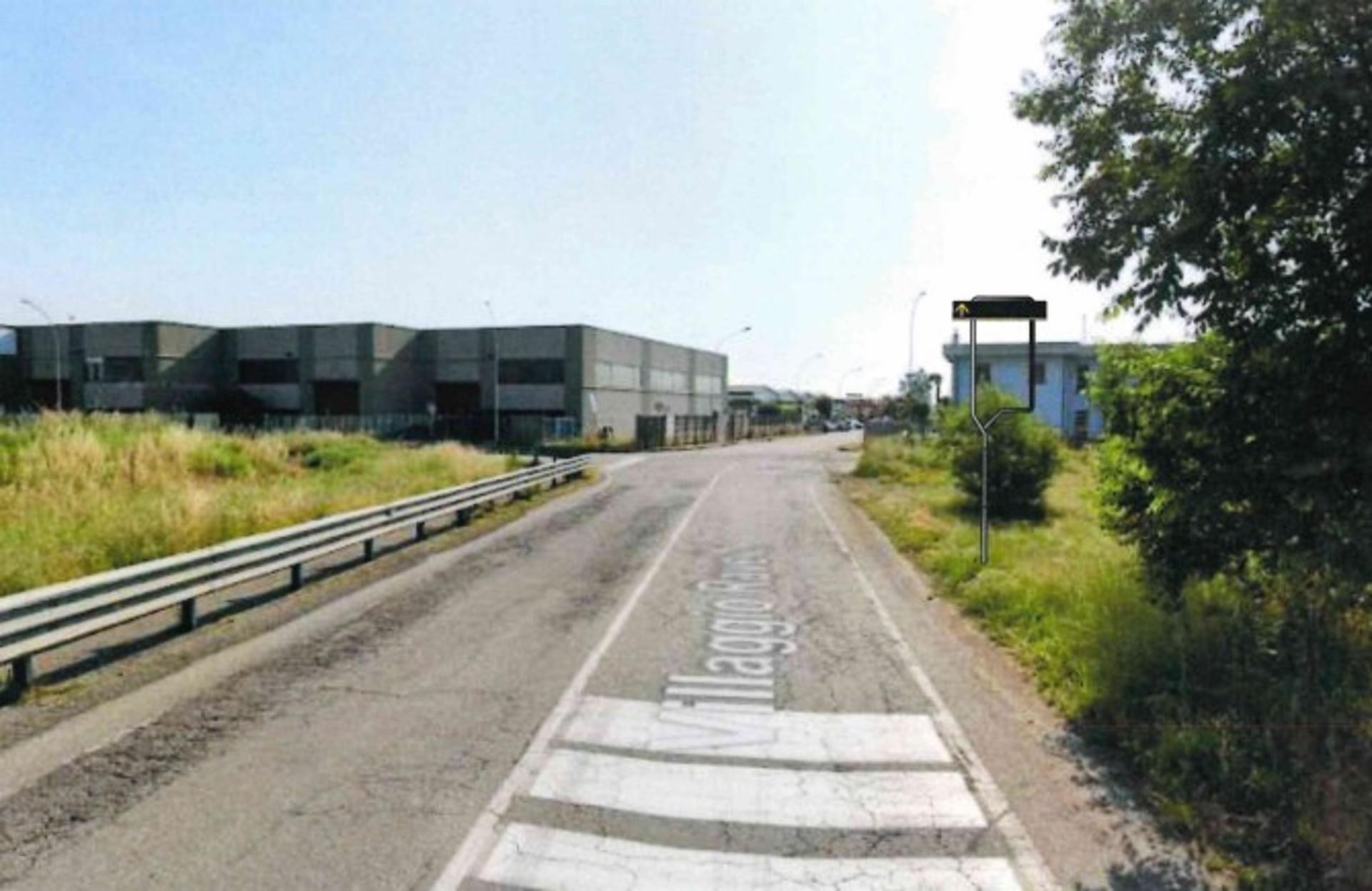 Impianto frecce / preinsegne a Abbiategrasso