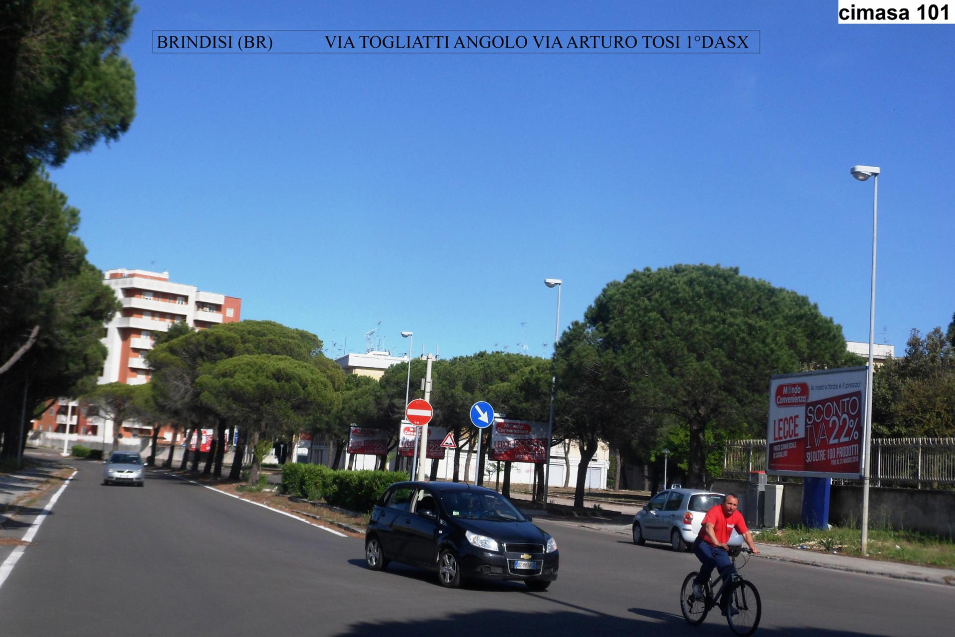 Impianto 6 X 3 a Brindisi, in zona L'artigiano Panettiere & La Bottega Di Bacco