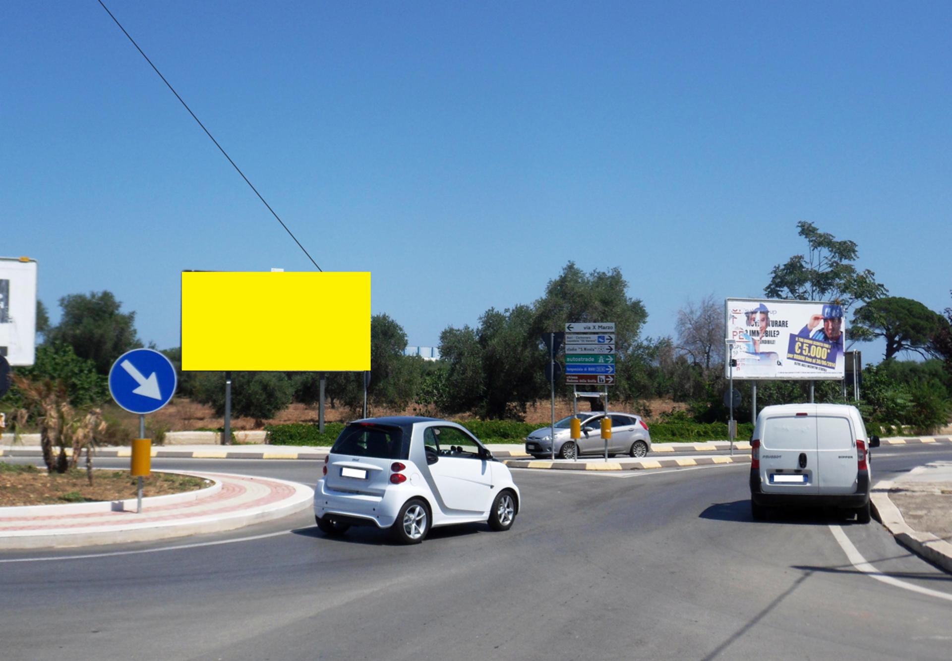 Impianto 6 X 3 a Modugno, in zona Libra abbigliamento uomo