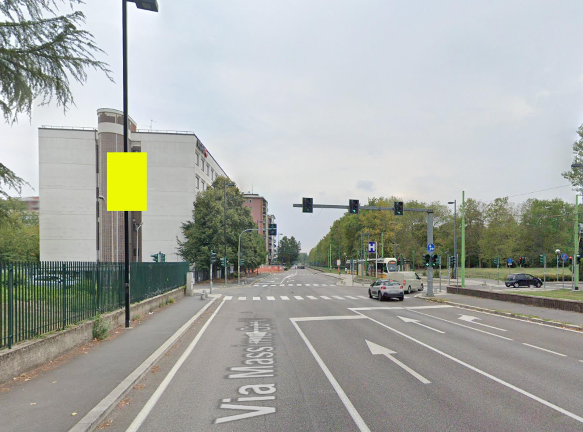 Impianto POLE MEDIA a Cinisello Balsamo, in zona Aumai