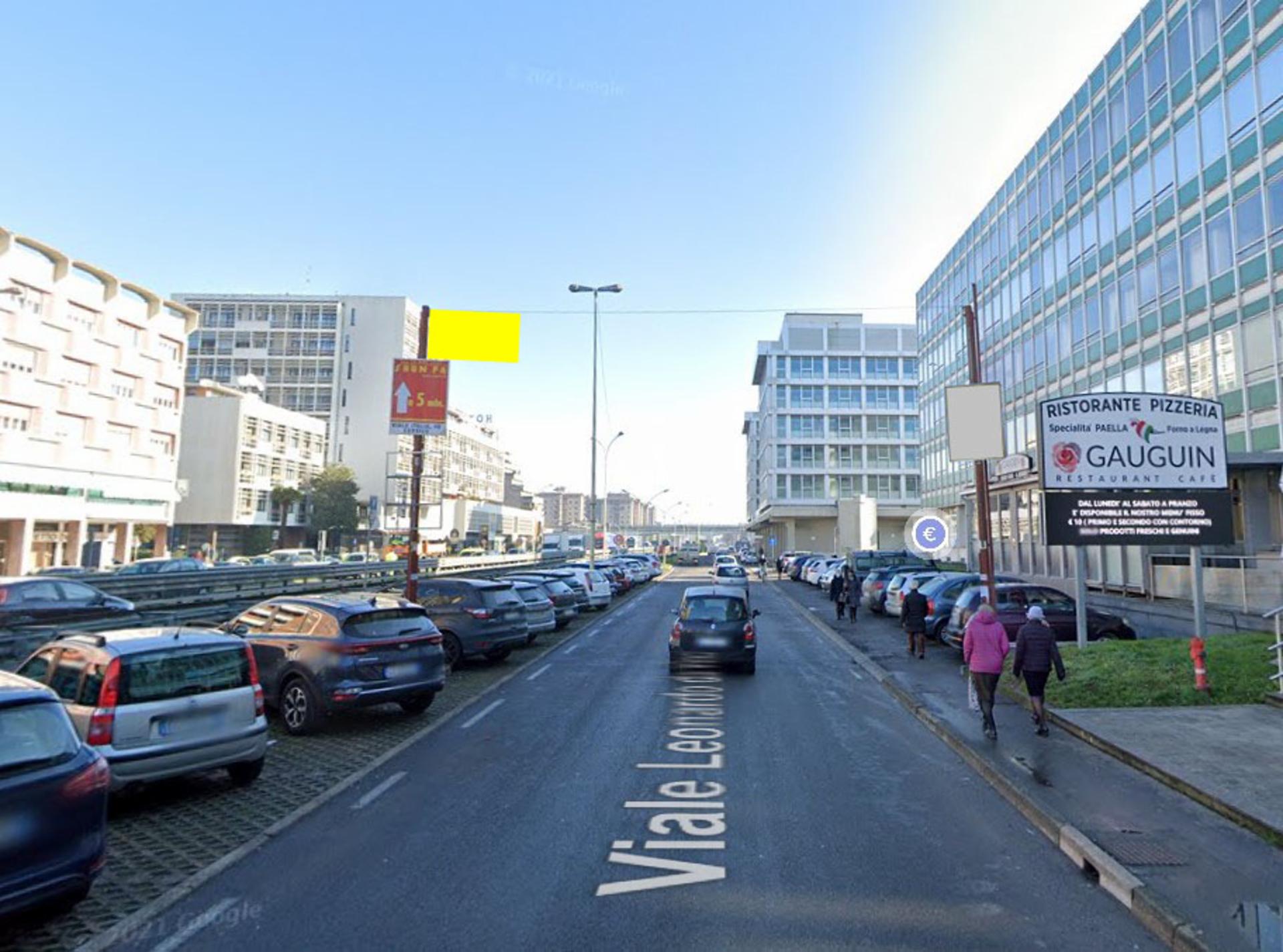 Impianto STRISCIONE a Trezzano sul Naviglio, in zona Gauguin - Restaurant Café