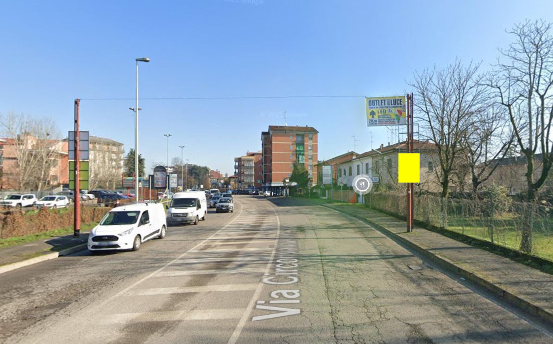 Impianto POLE MEDIA a Trezzano sul Naviglio, in zona Naviglio Sport Club