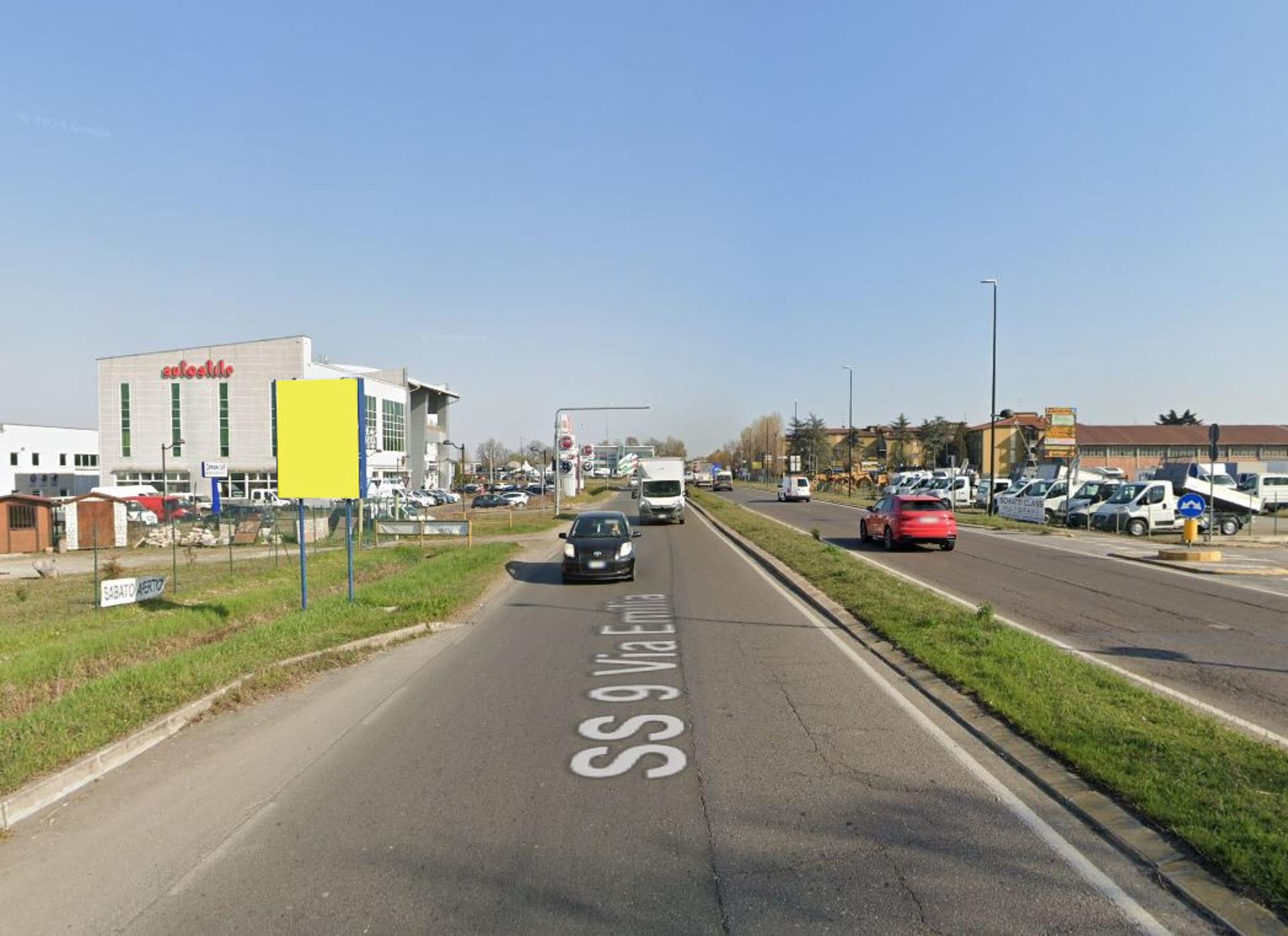Impianto CARTELLONISTICA a Reggio nell'Emilia, in zona Sosta Caffè