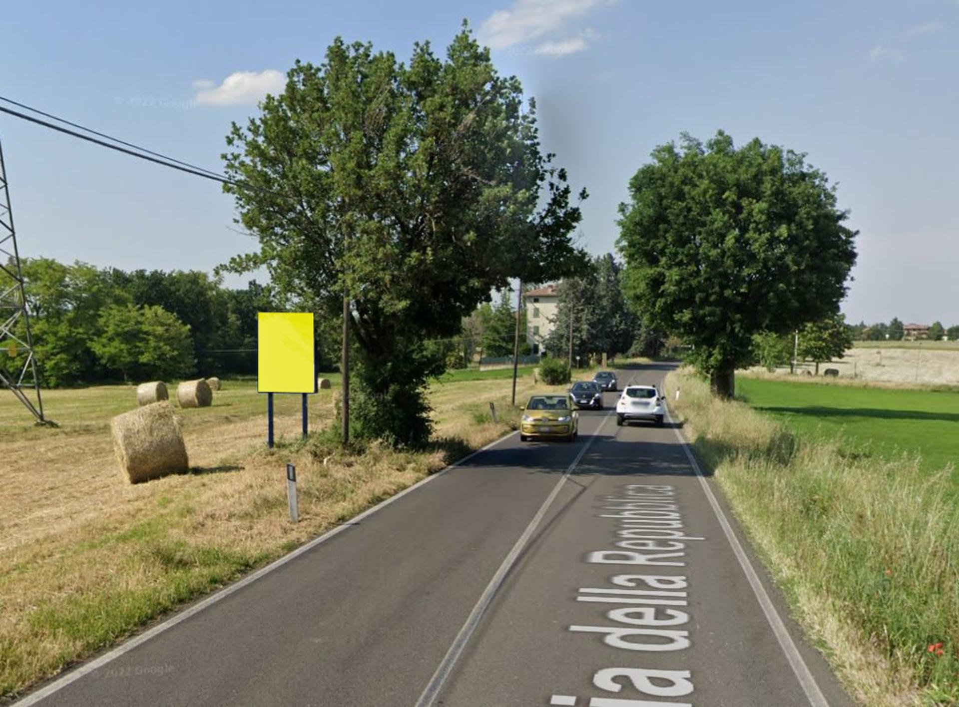 Impianto CARTELLONISTICA a Reggio nell'Emilia, in zona Centro sociale Vasca di Corbelli