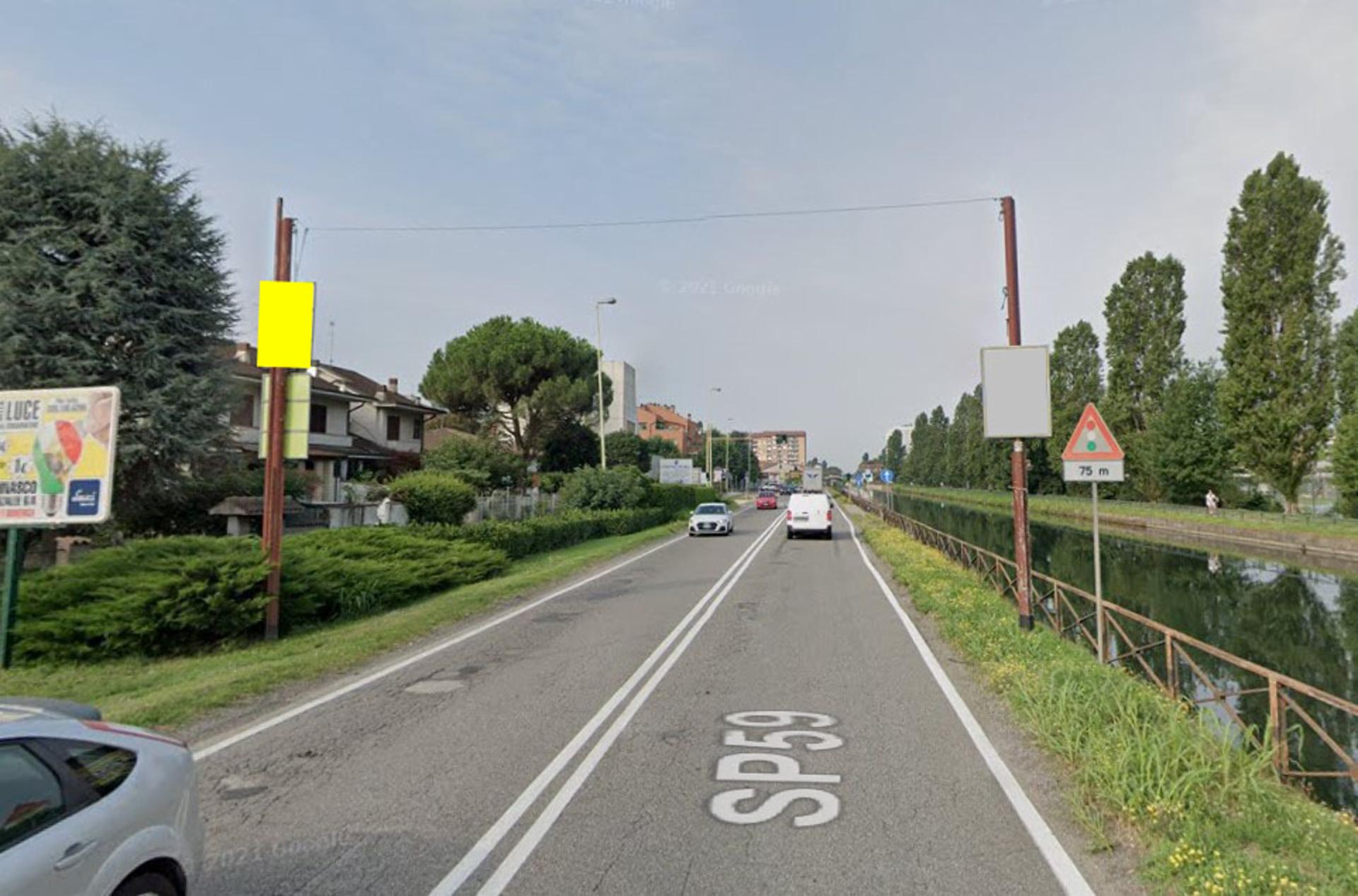 Impianto POLE MEDIA a Trezzano sul Naviglio, in zona Natalia Nails