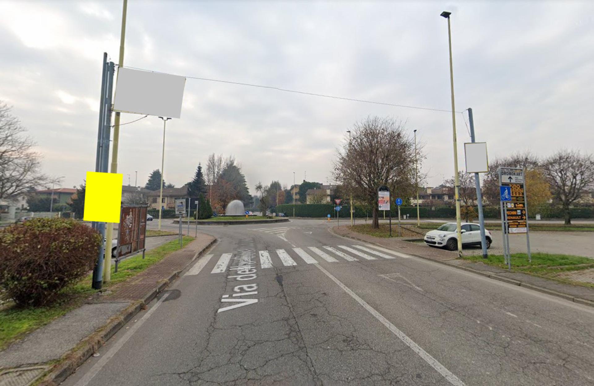 Impianto POLE MEDIA a Buccinasco, in zona L'isola di Wight