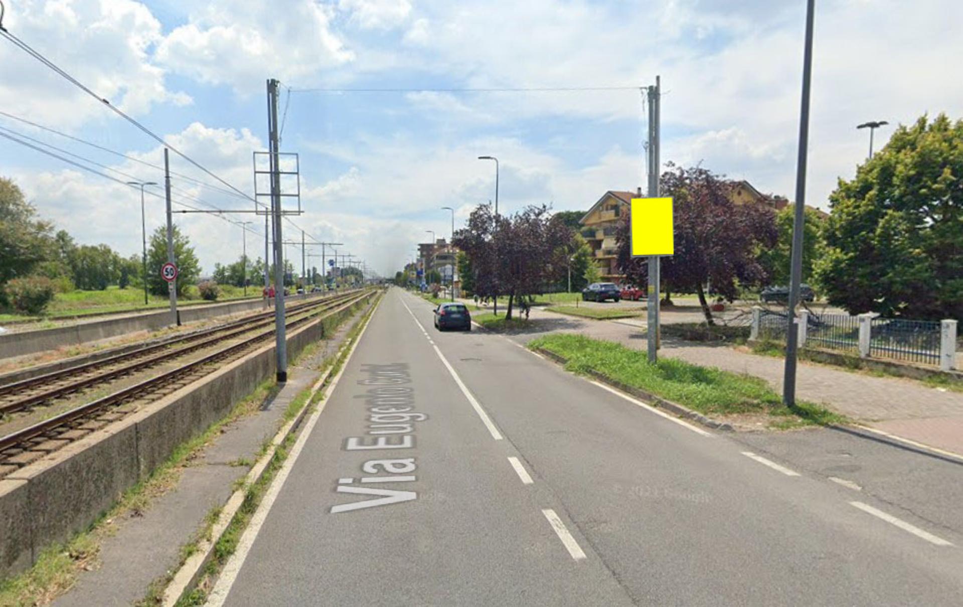 Impianto POLE MEDIA a Rozzano, in zona Ina Market