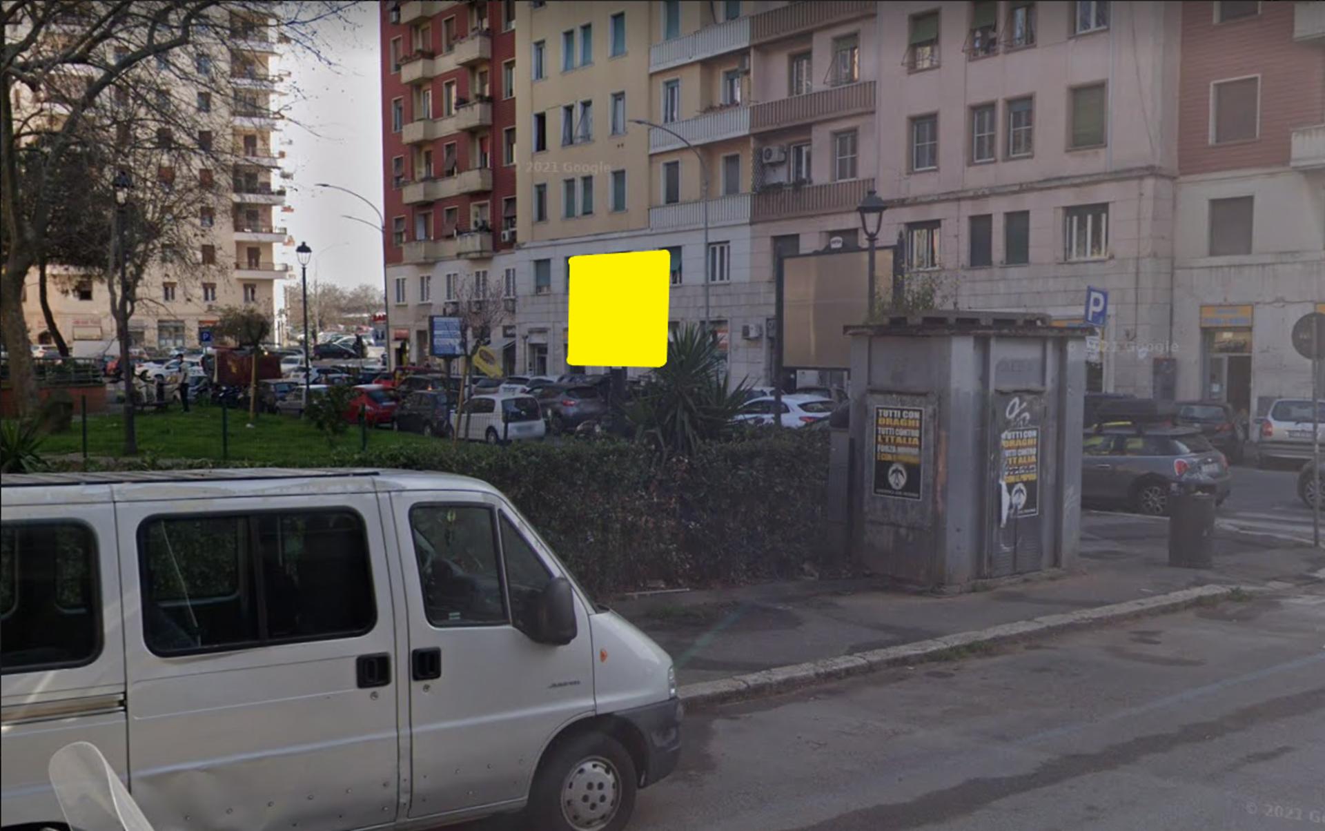 Impianto POSTER a Roma, in zona Liz & Max