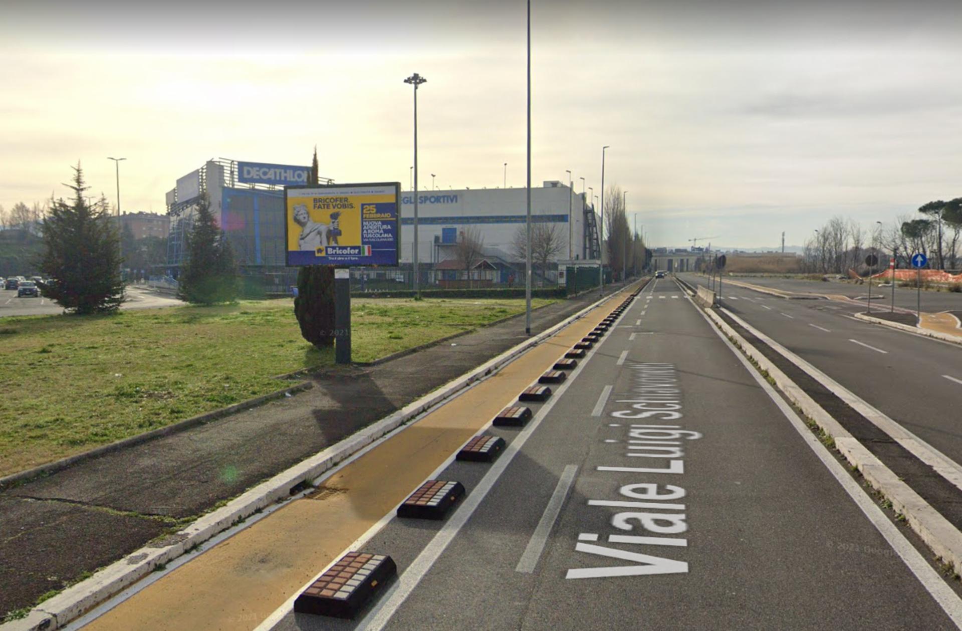Impianto POSTER a Roma, in zona Decathlon