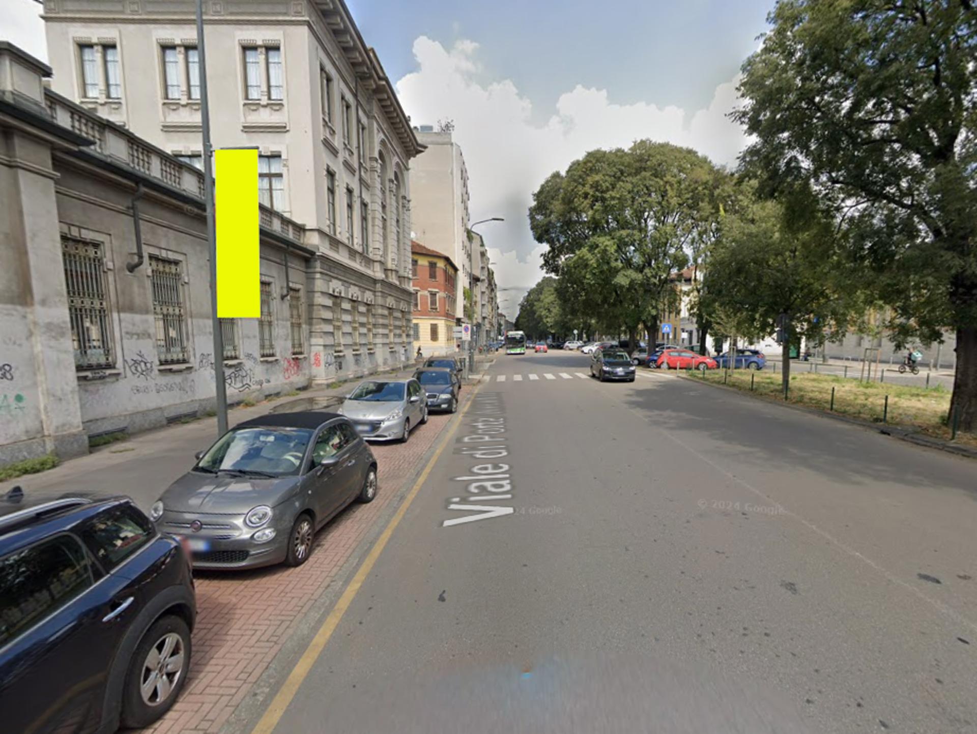 Impianto VERTICAL BANNER a Milano, in zona Na.Pa.
