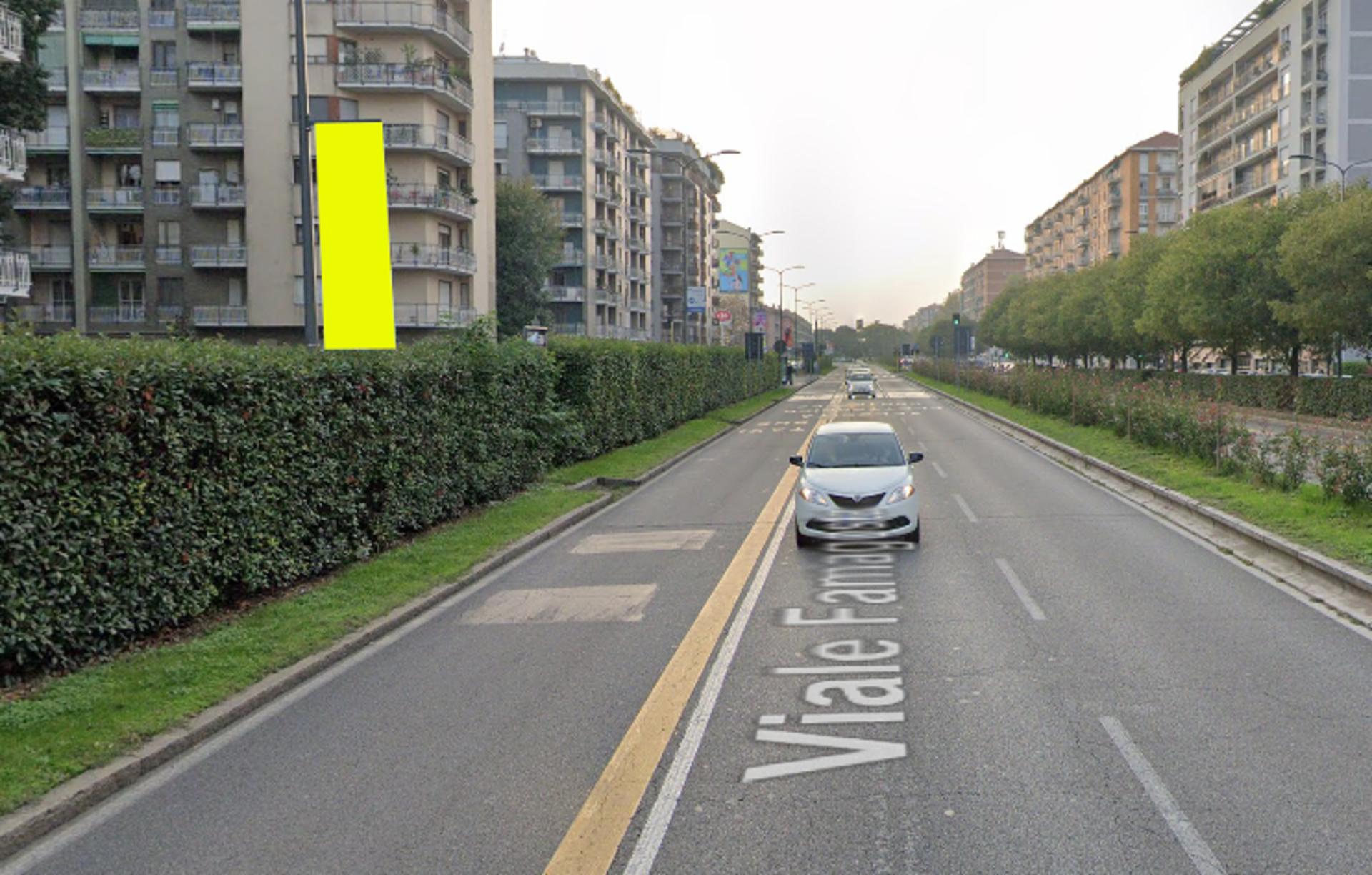 Impianto VERTICAL BANNER a Milano, in zona Mille Foglie