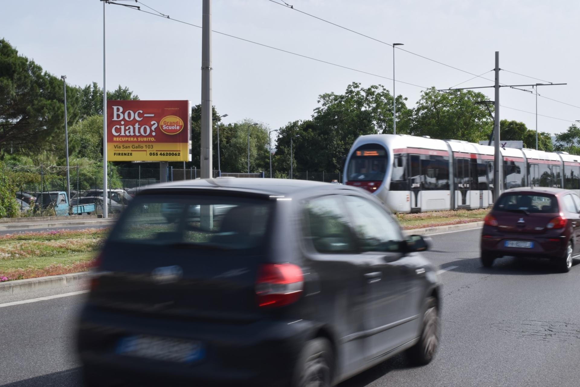 Impianto POSTER a Firenze, in zona McDonald's