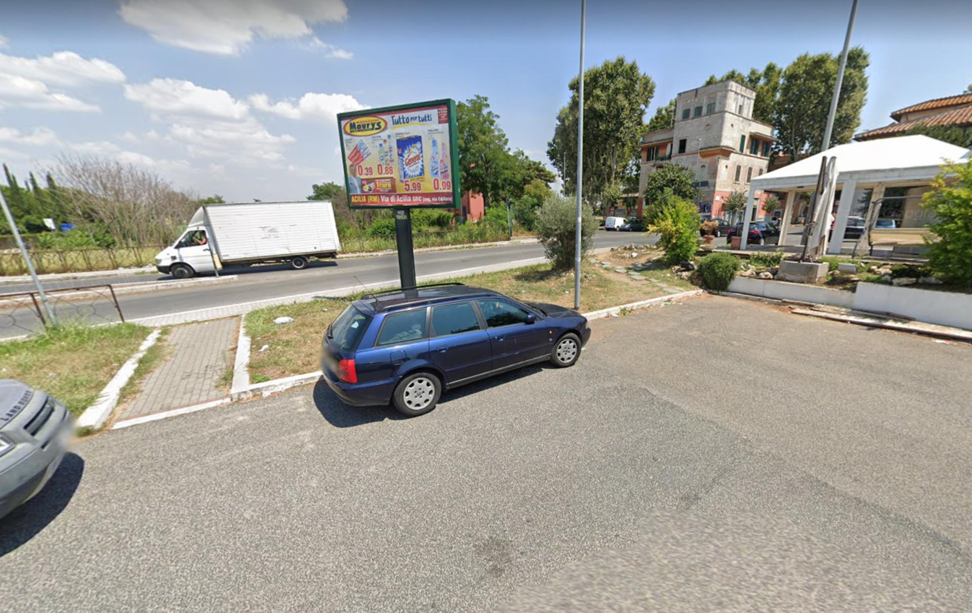 Impianto POSTER a Roma, in zona Pizza e Arrostocini
