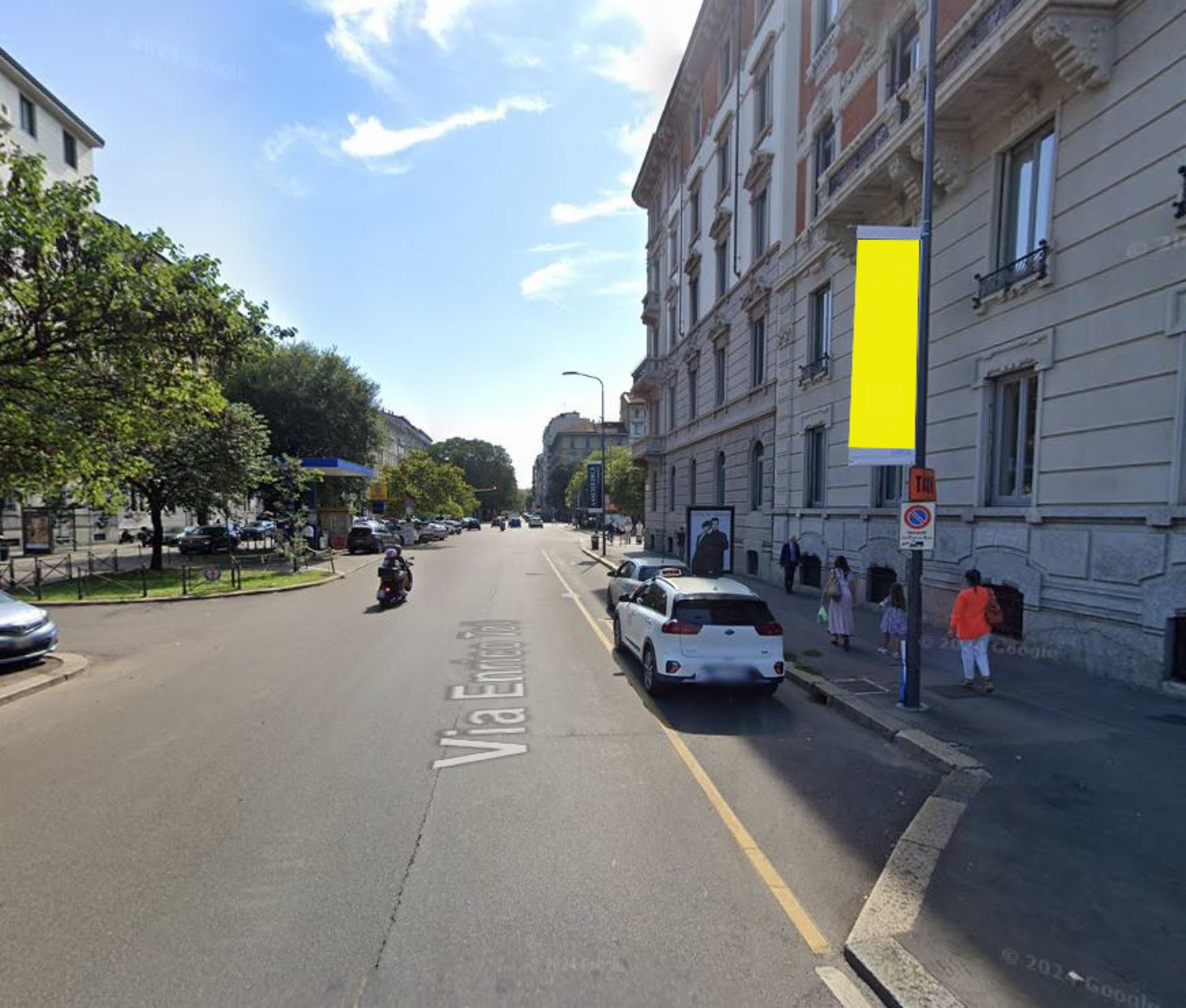 Impianto VERTICAL BANNER a Milano, in zona Stefano Cesano