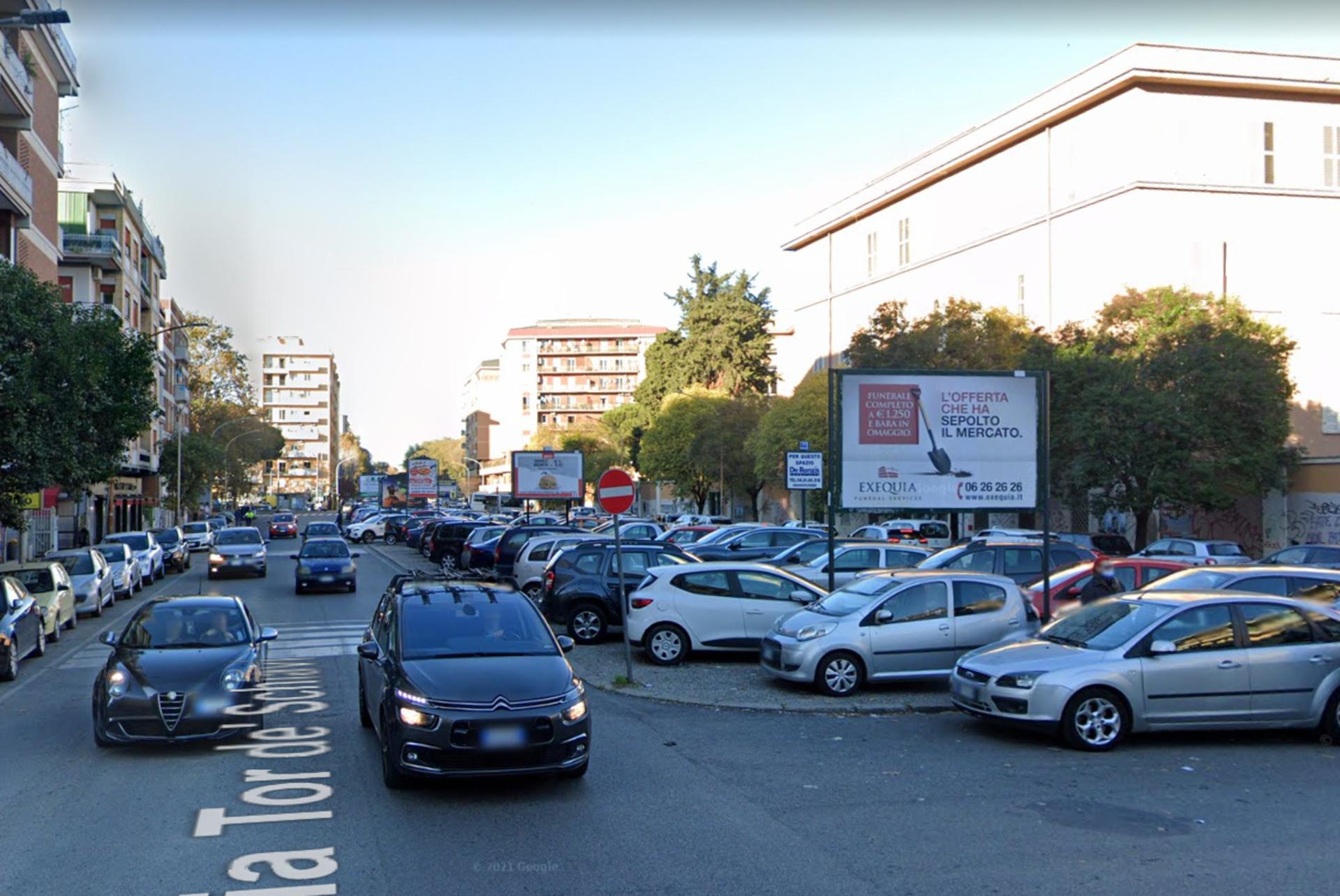 Impianto POSTER a Roma, in zona Gelateria Bis