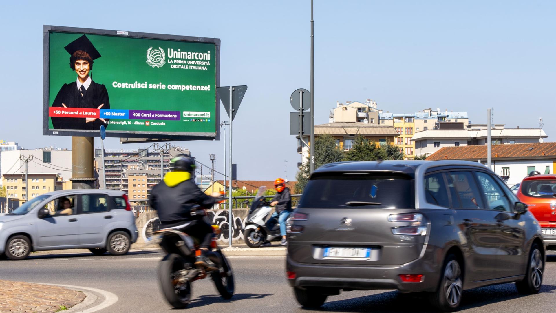 Impianto 6 X 3 a Milano, in zona Pepco