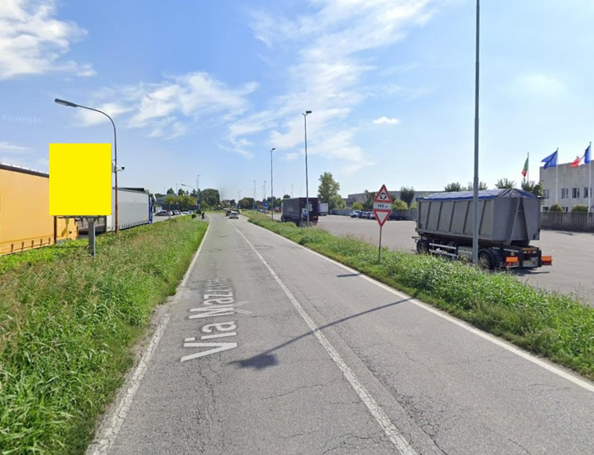 Impianto CARTELLONISTICA a Alfianello, in zona Esso