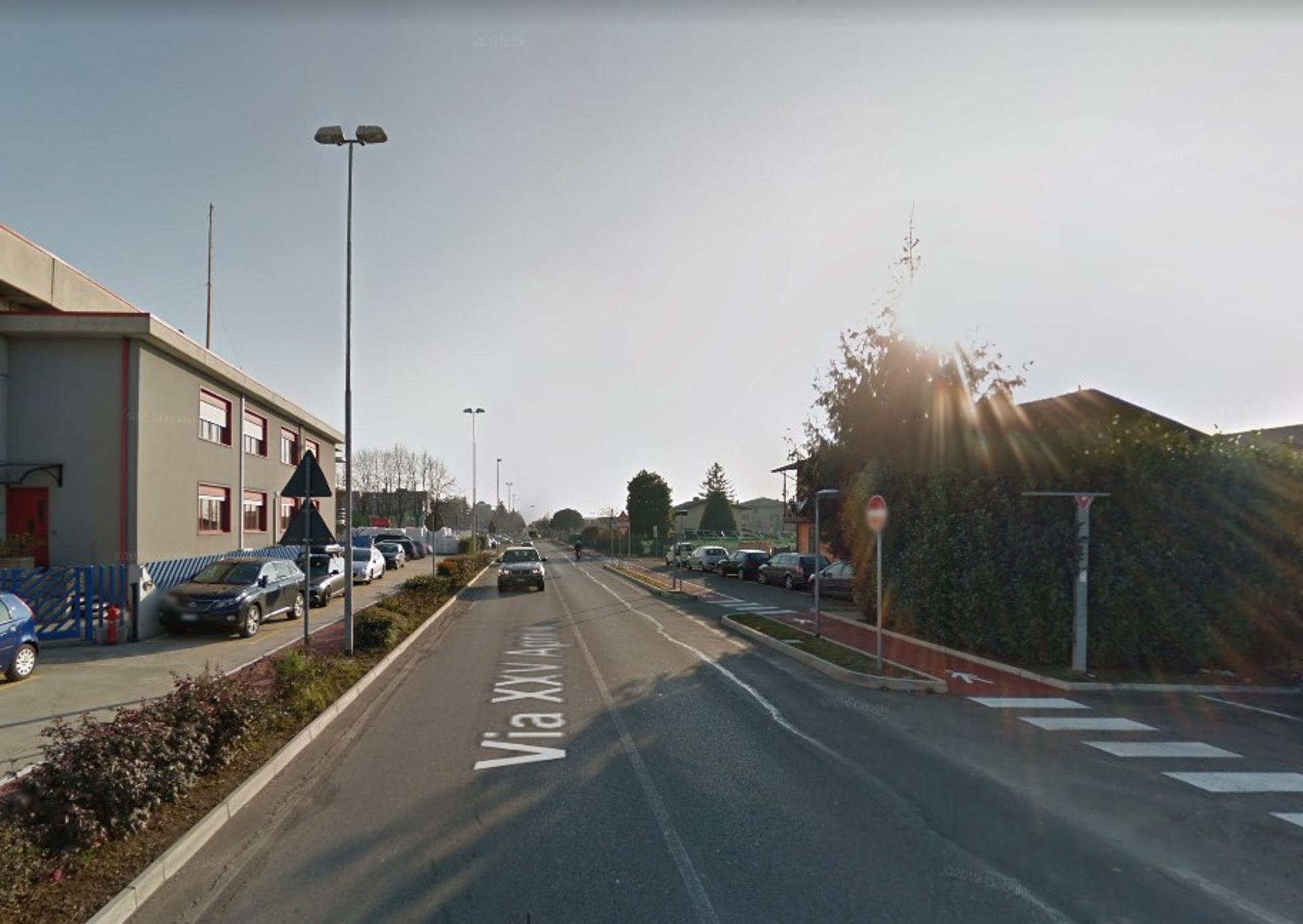 Impianto CARTELLONISTICA a Almenno San Bartolomeo, in zona Centro 