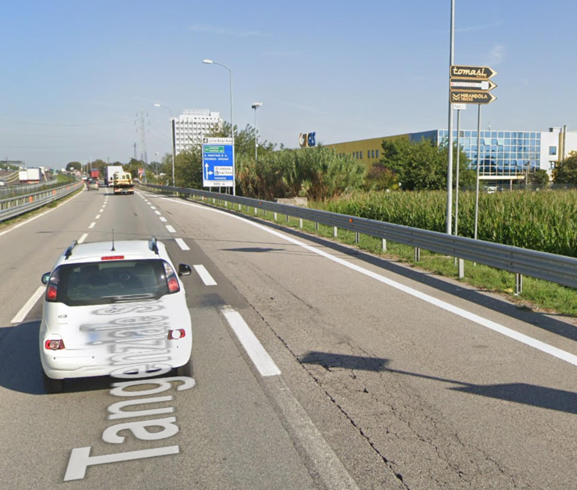 Impianto a Tangenziale Sud km. 4+900 dx 1  Verona