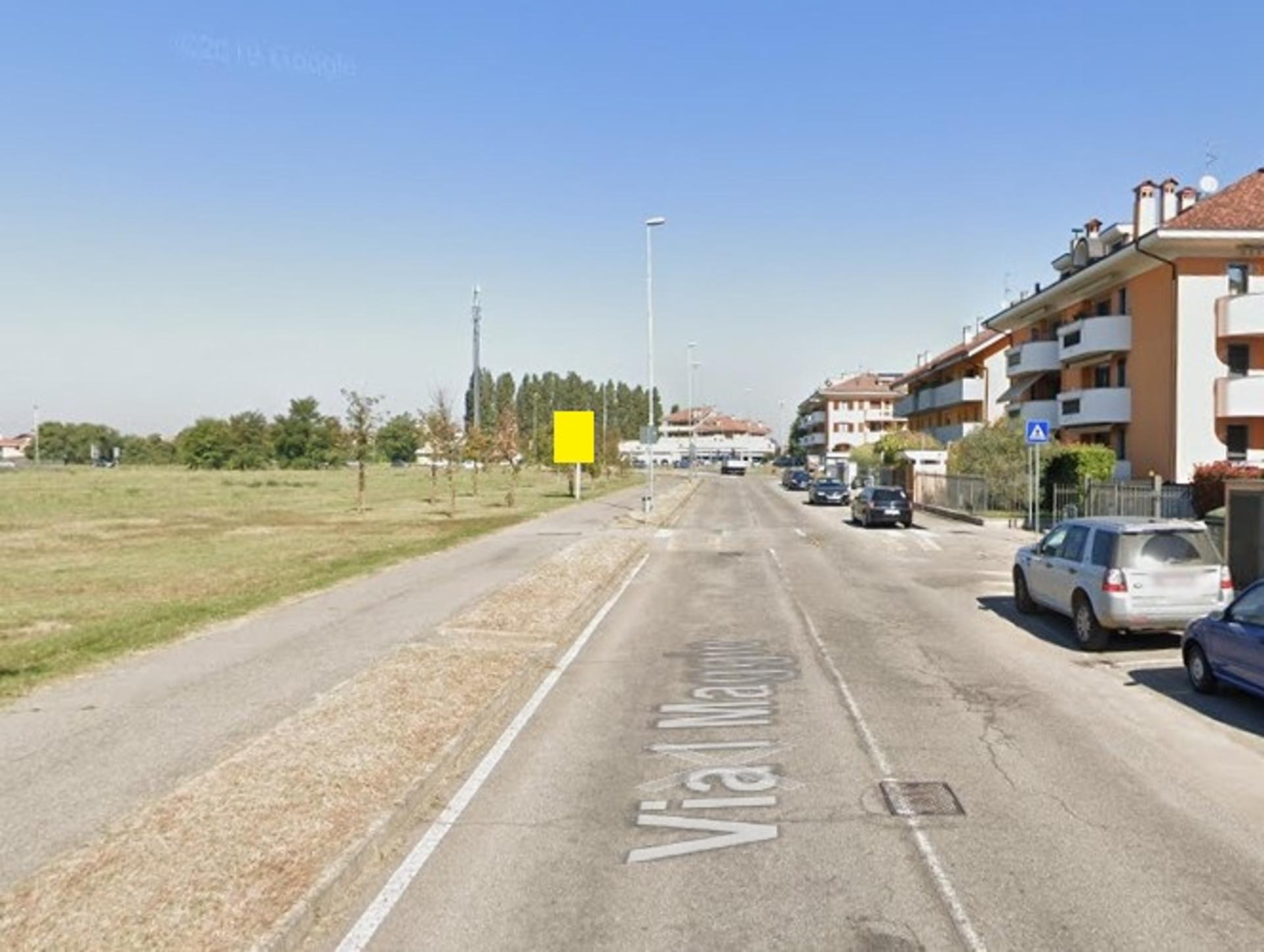 Impianto CARTELLONISTICA a Bareggio, in zona Caffetteria Ranieri