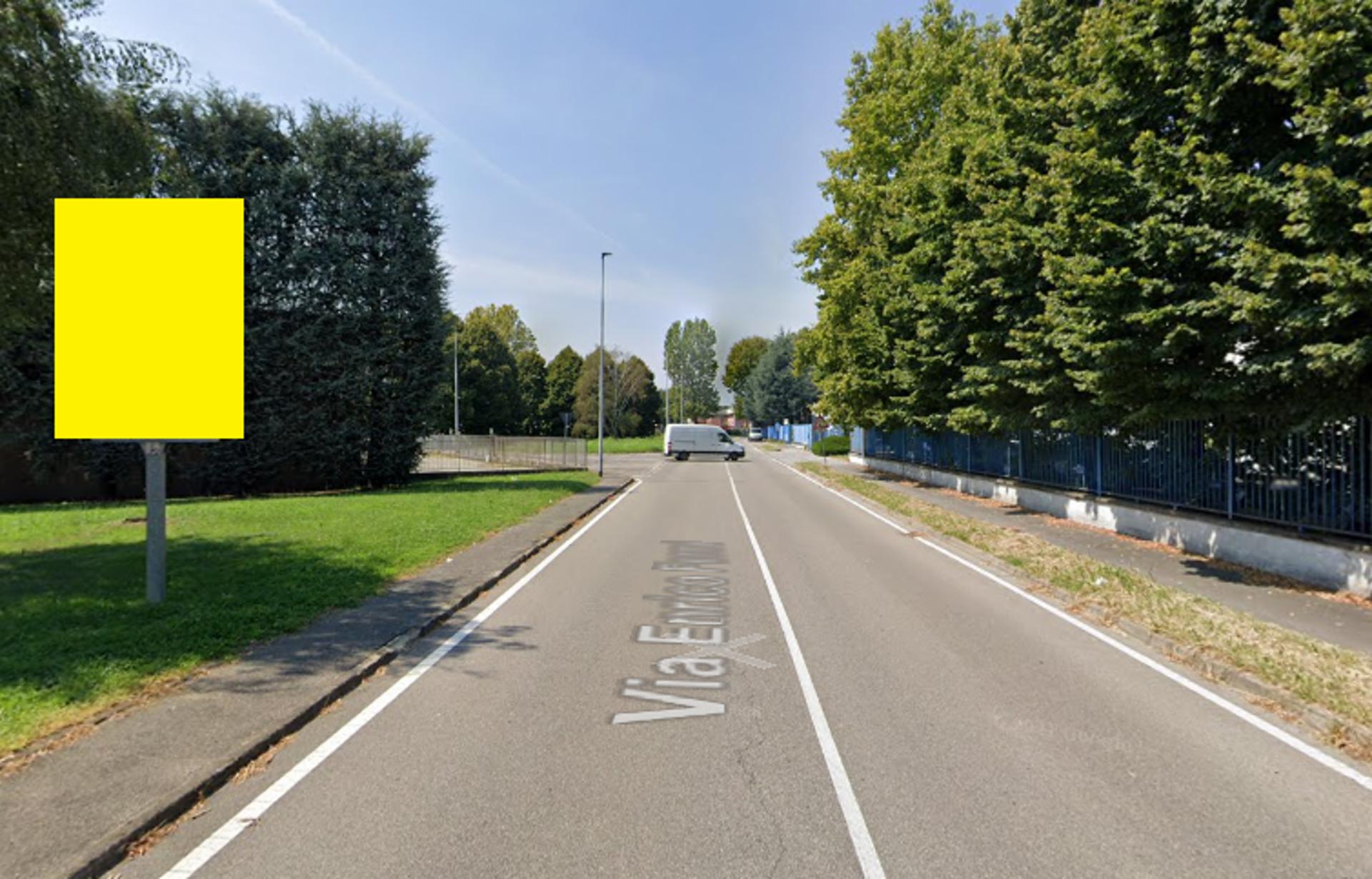 Impianto CARTELLONISTICA a Caronno Pertusella, in zona Mec shopping