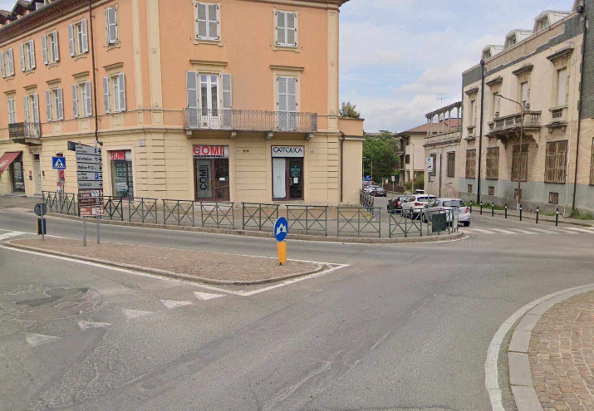 Impianto a Largo Carabinieri d'Italia rotatoria  Tortona