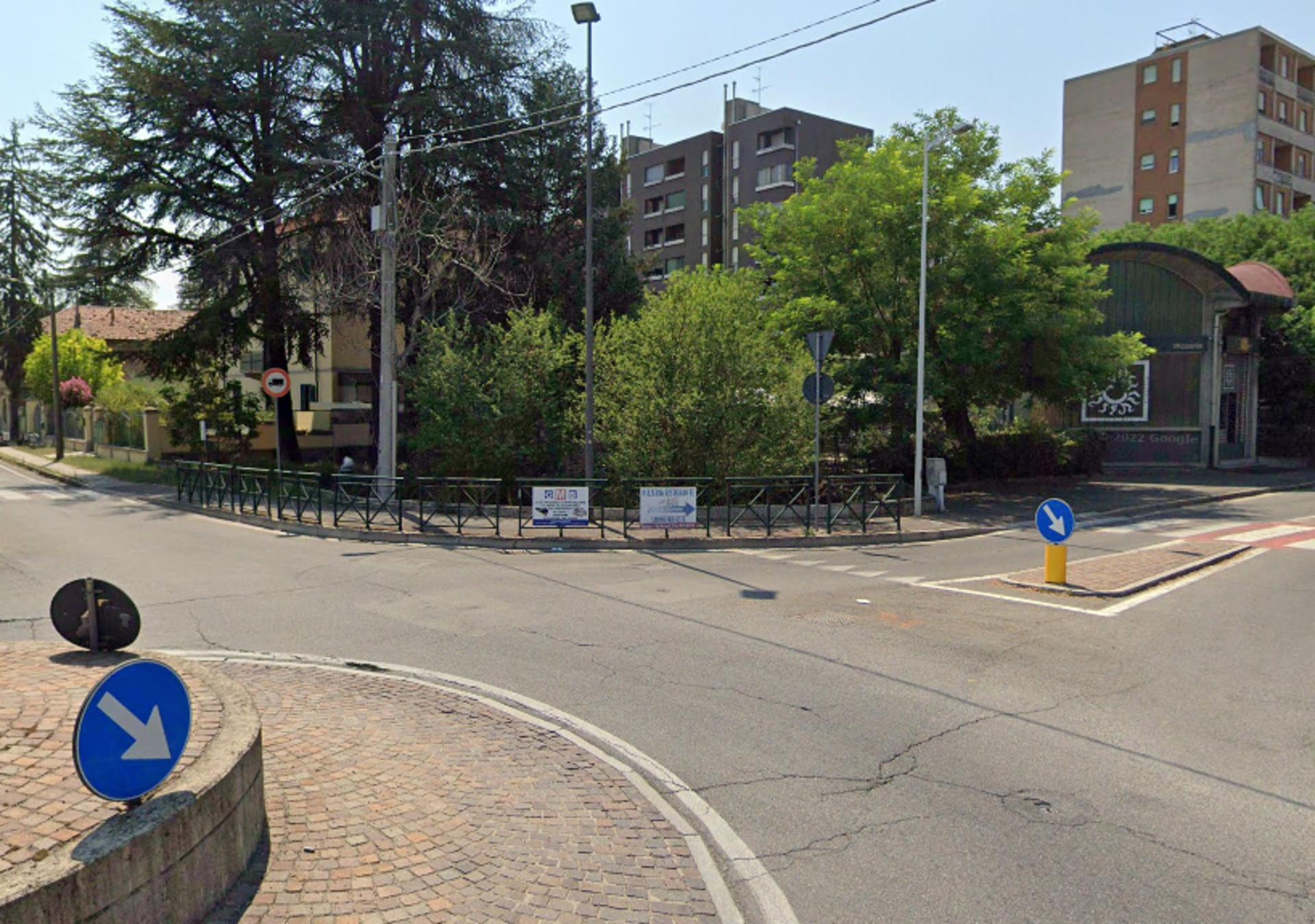 Impianto a Via Emilia angolo via De Gasperi rotonda Iper  Tortona