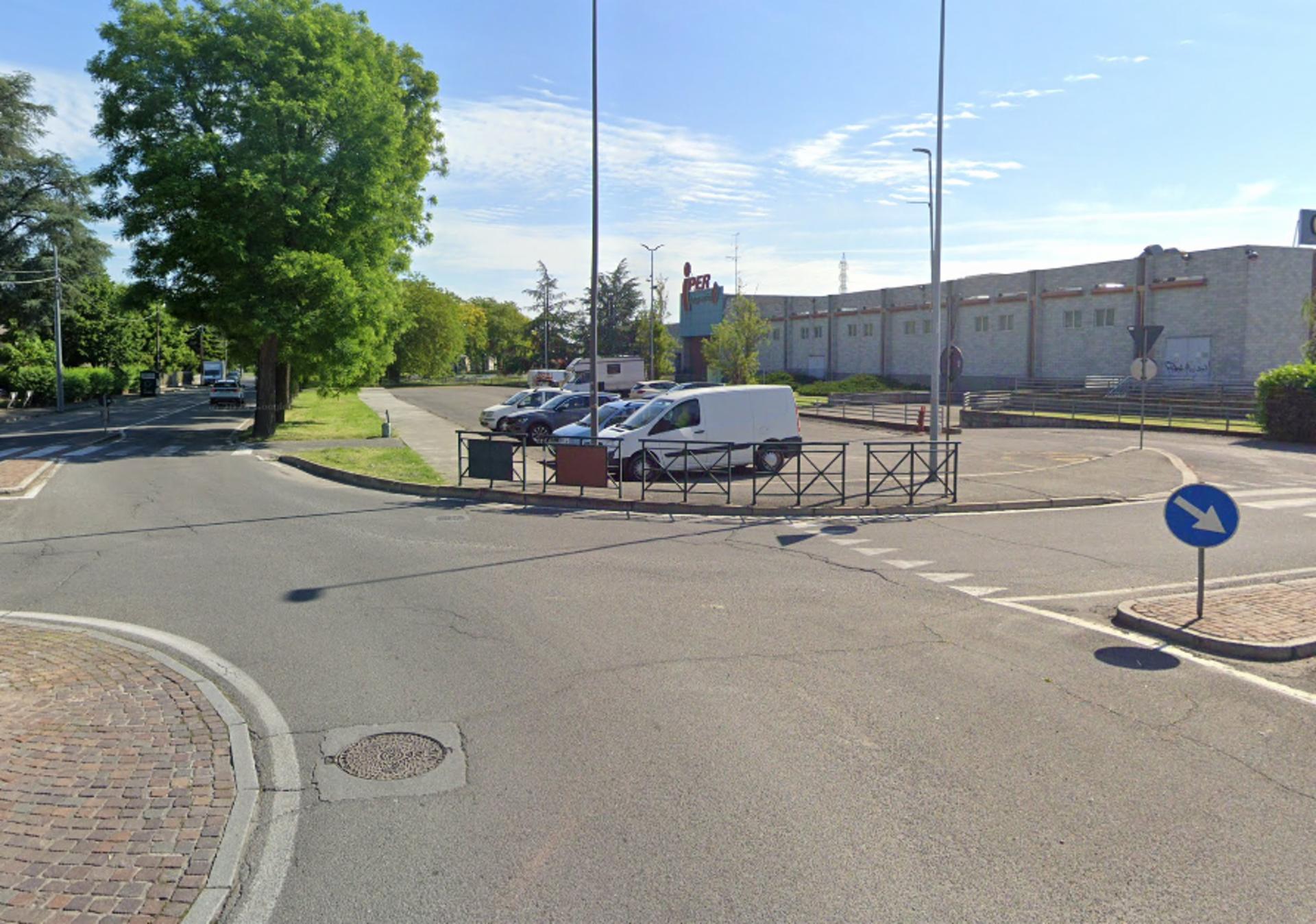 Impianto a Via Emilia rotonda via Sacro Cuore zona Iper  Tortona