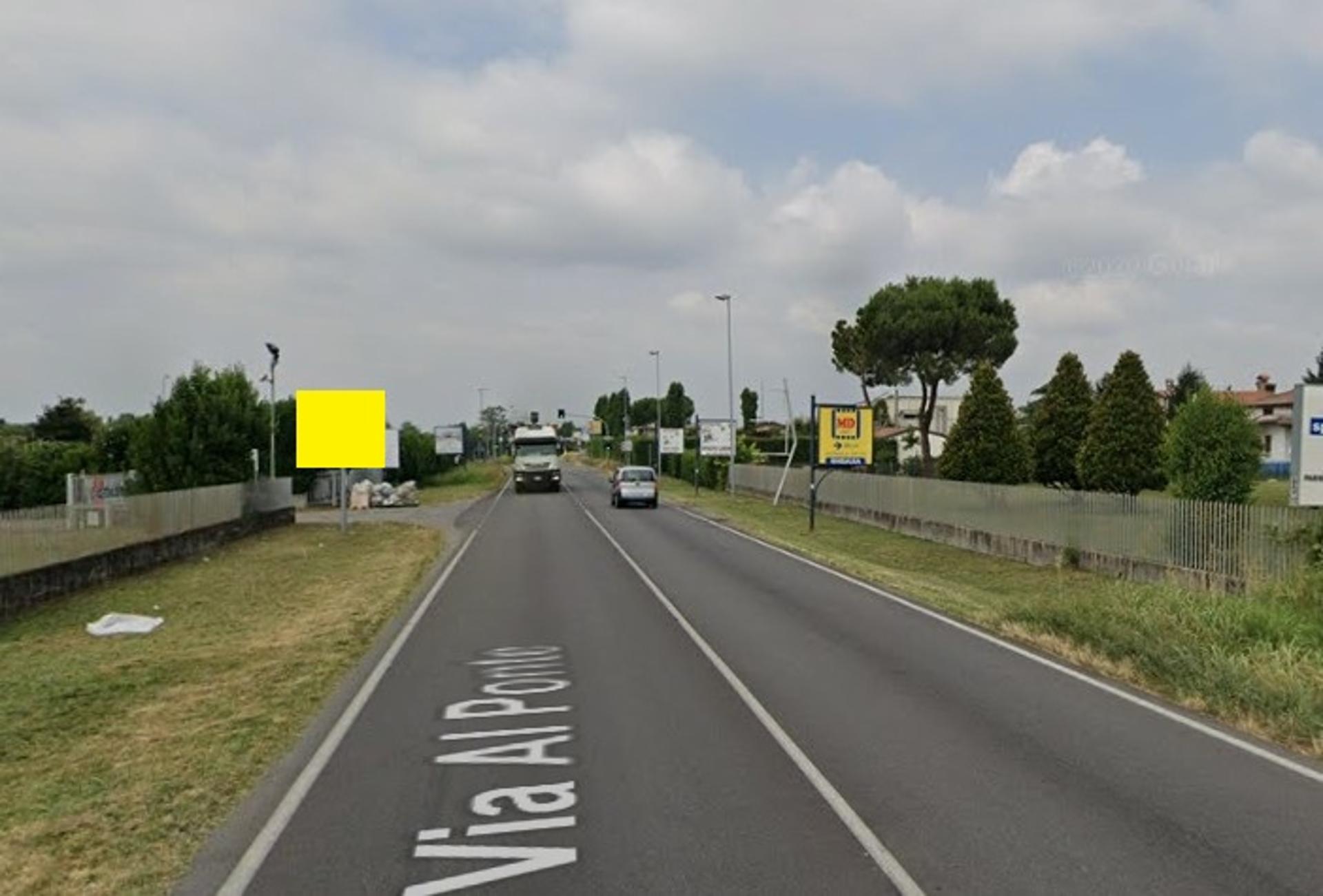 Impianto CARTELLONISTICA a Ghisalba, in zona Scuola media statale Cagnola